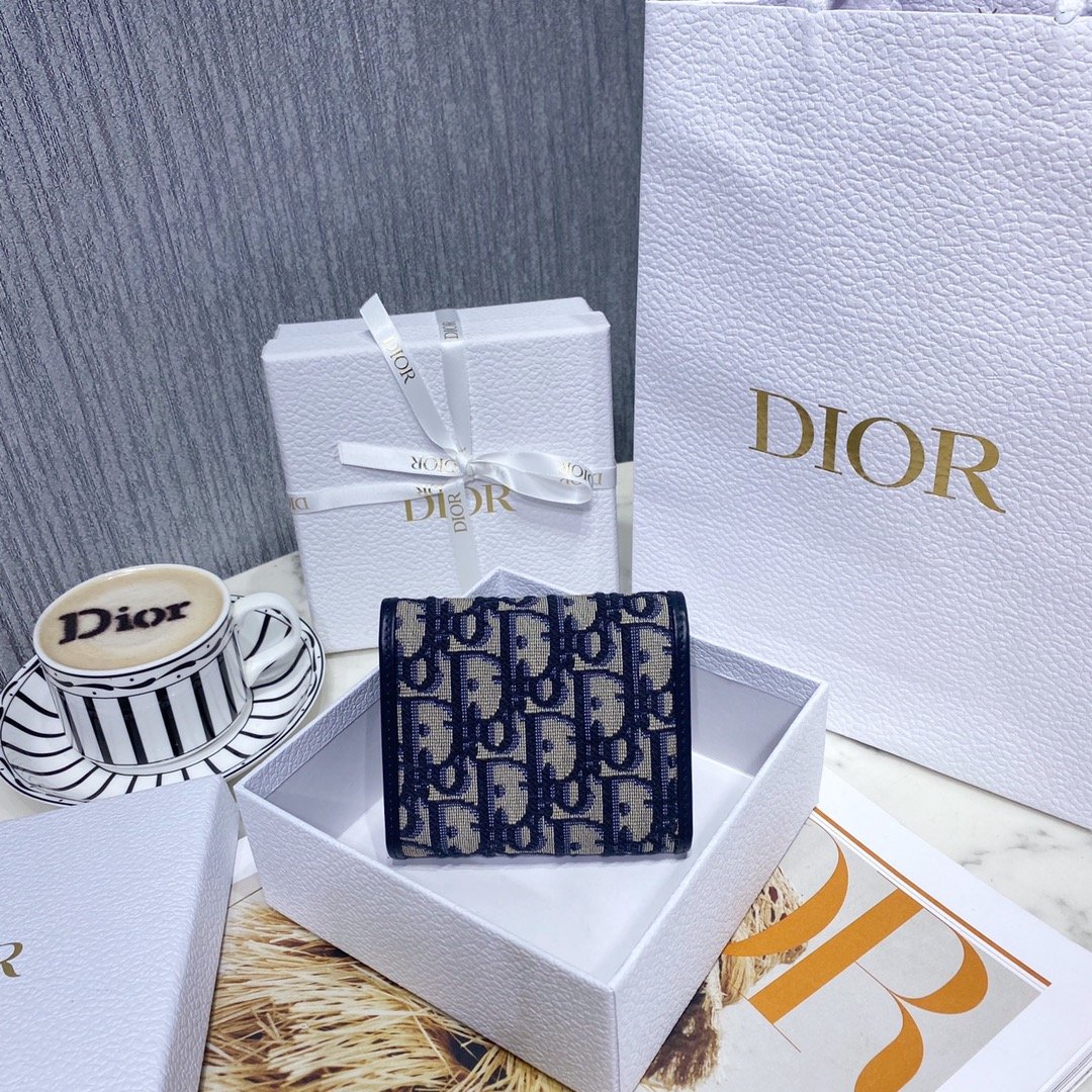 D*or 30 montaigne wallet