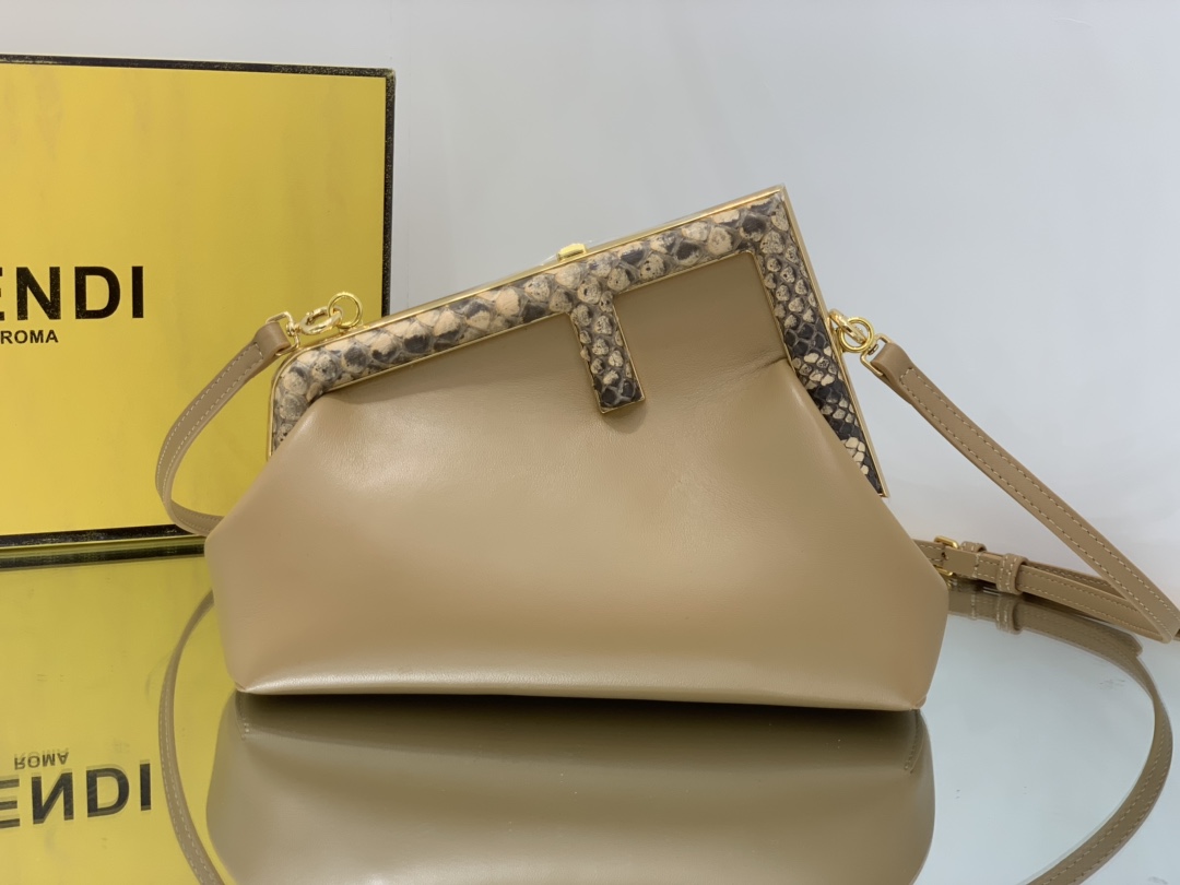 F**di first bag-26*9.5*18cm
