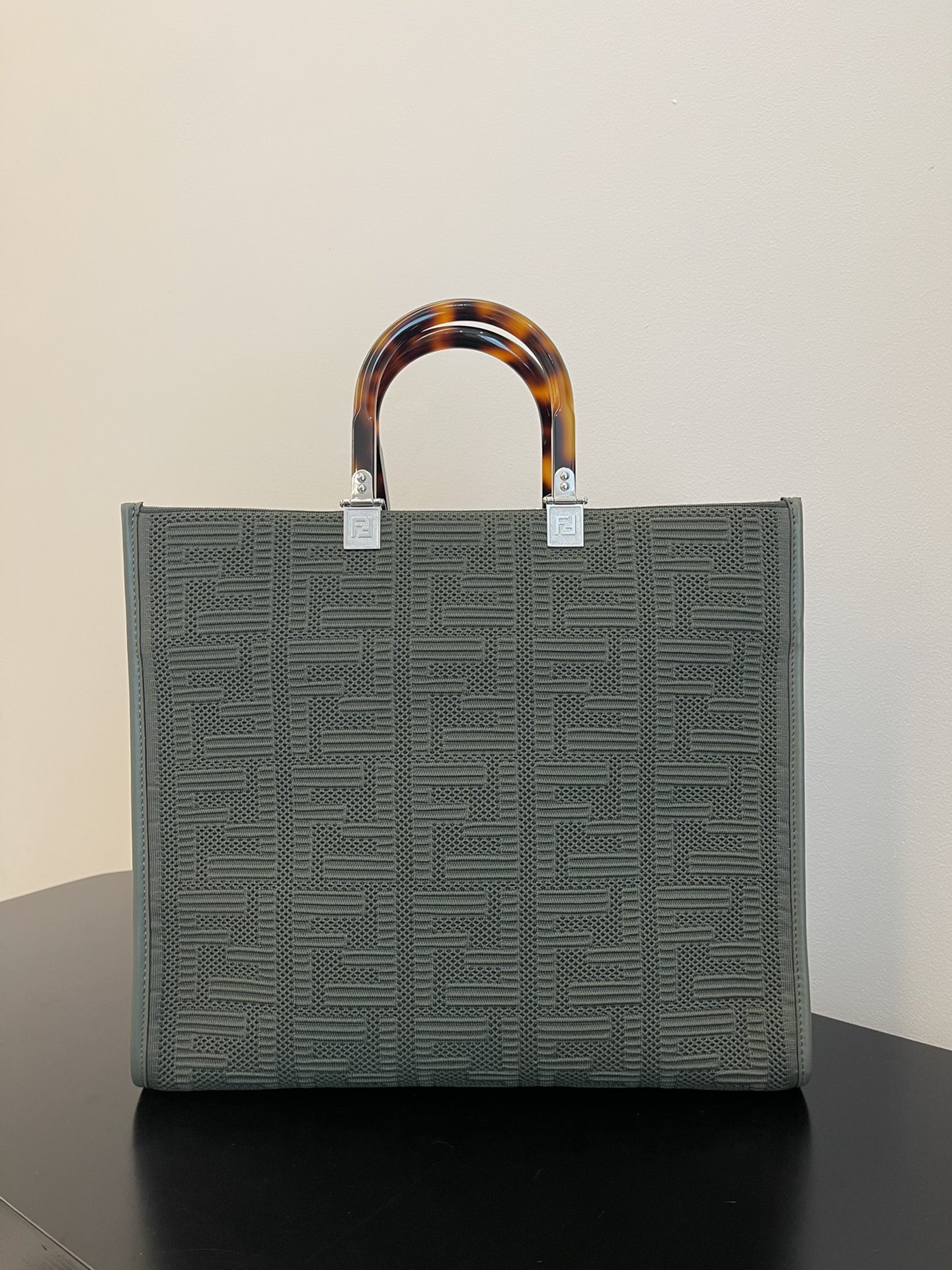 F**di tote-36*17*31cm