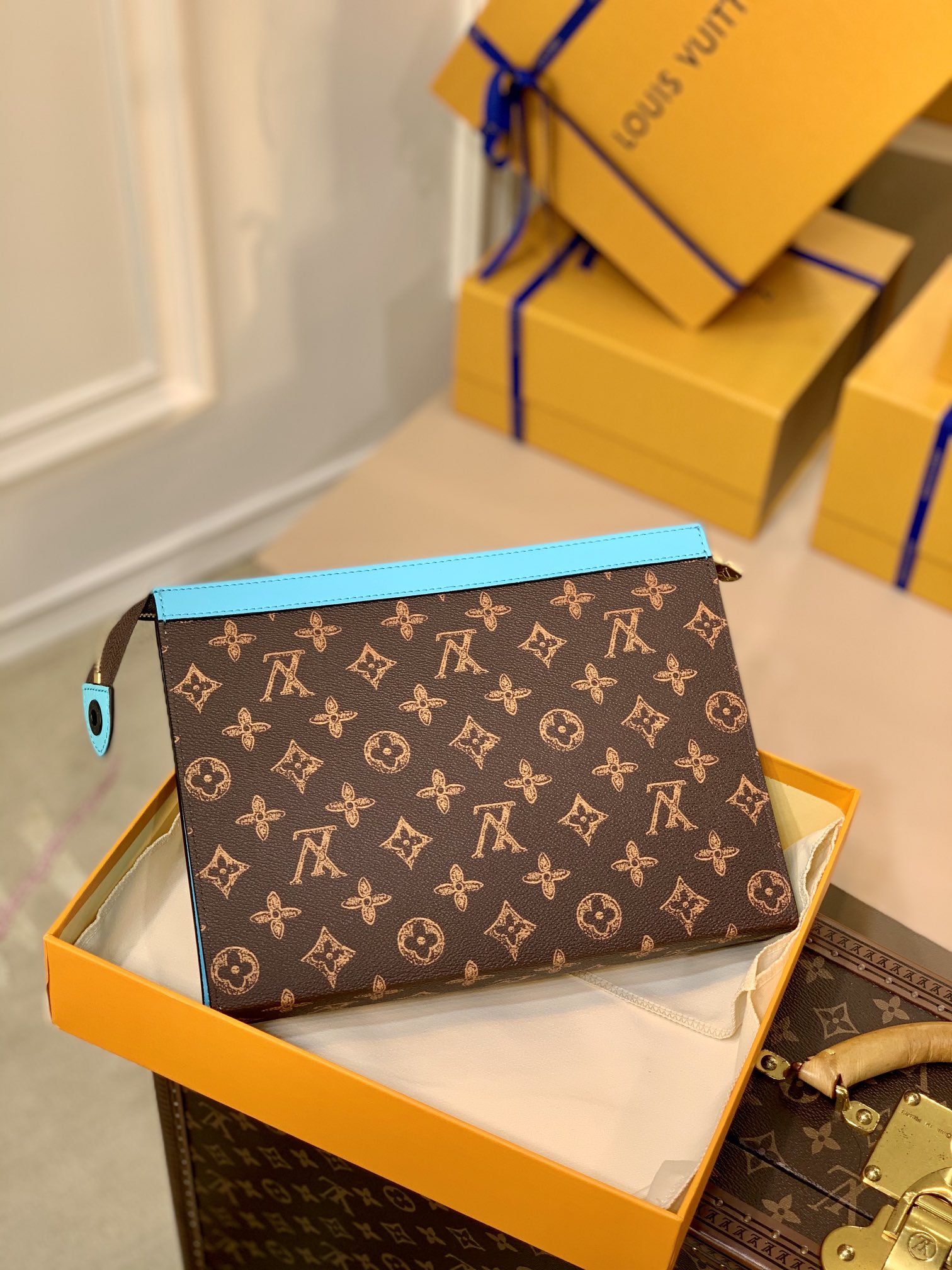 l0*is V*t0n m81204 pochette voyage-27*21*6cm