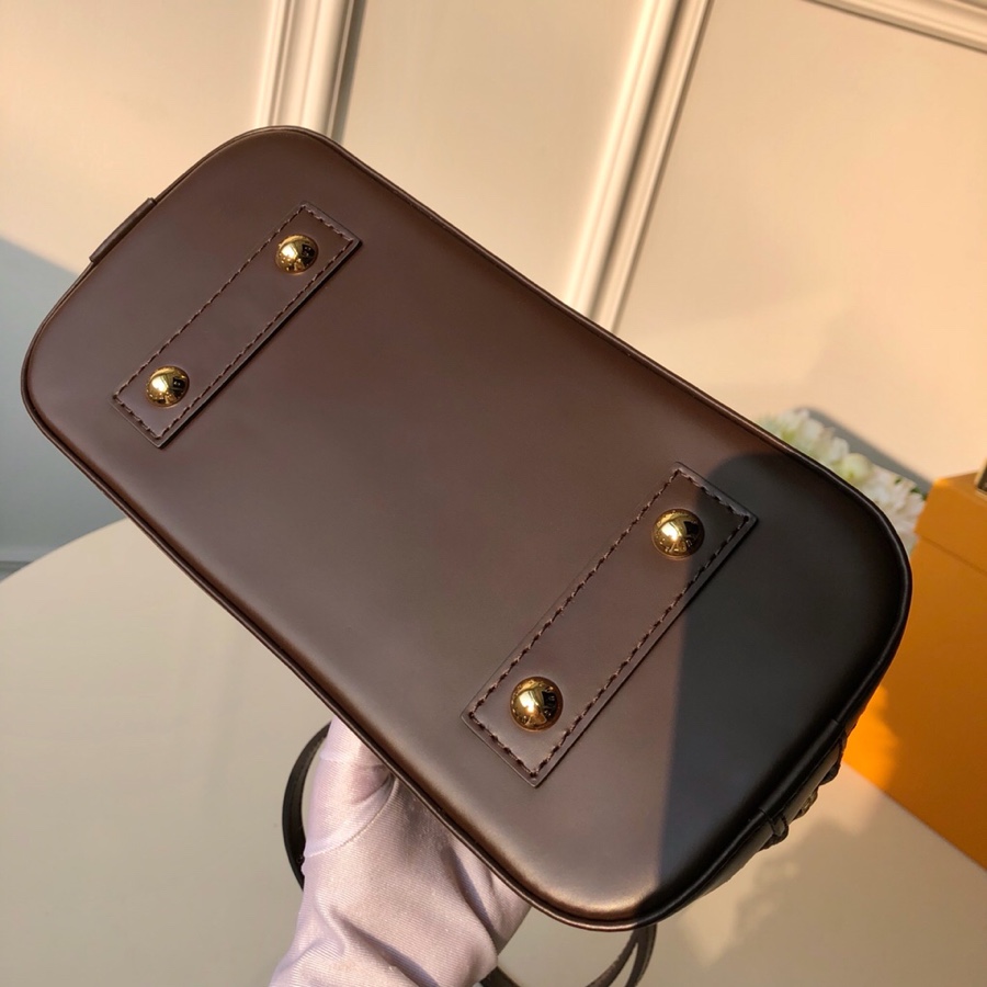 l0*is V*t0n neo alma pm-32×24×15cm