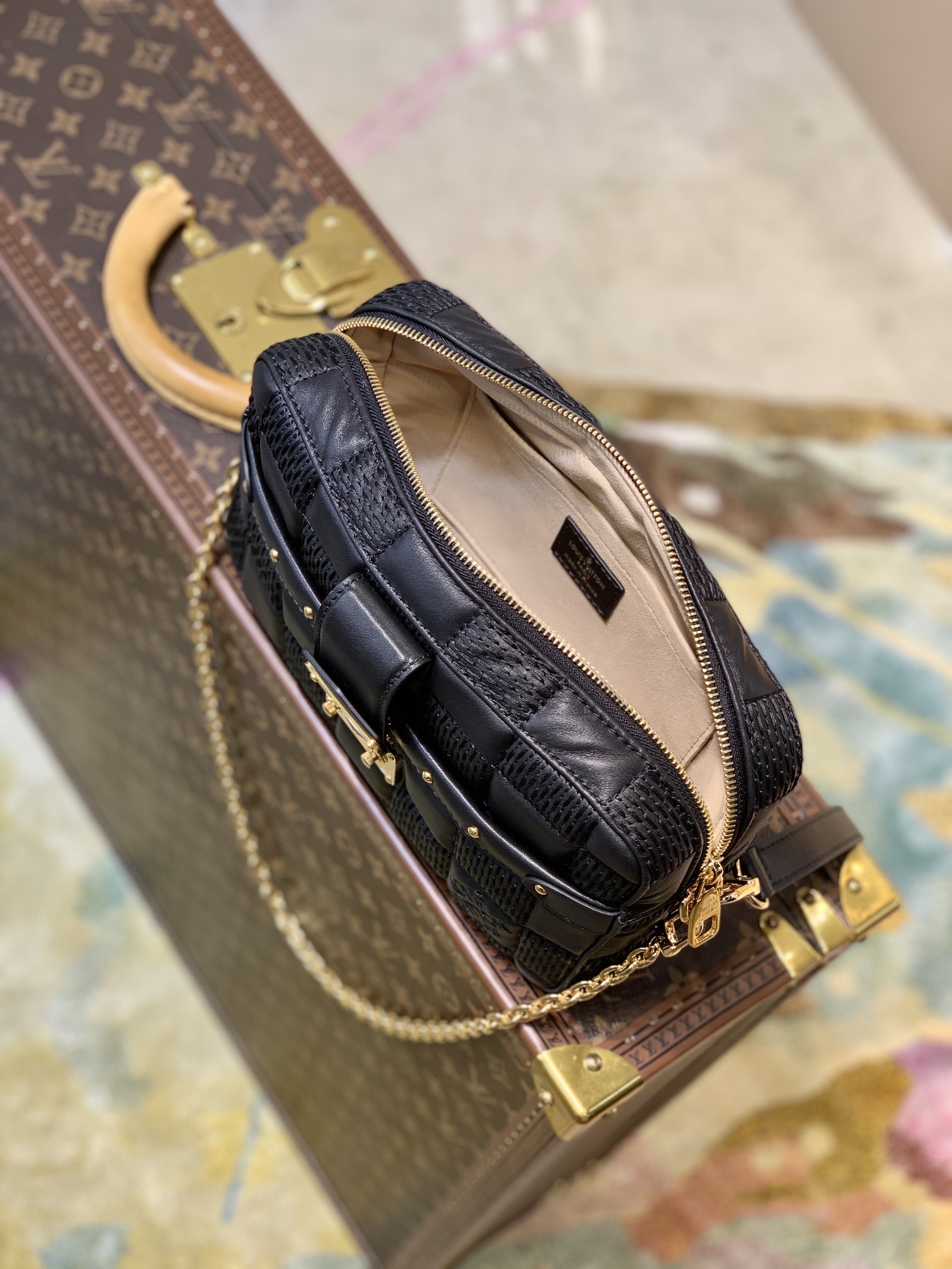 l0*is V*t0n trica bag-25.5*17*7 cm