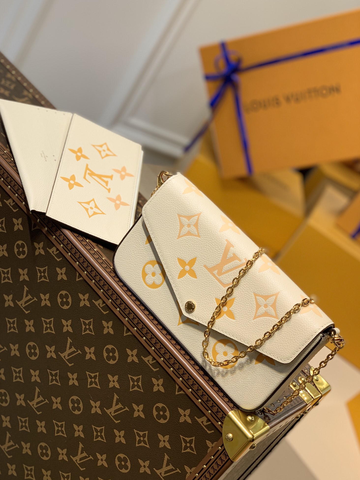 l0*is V*t0n pochette félicie wallet -21*12*3cm