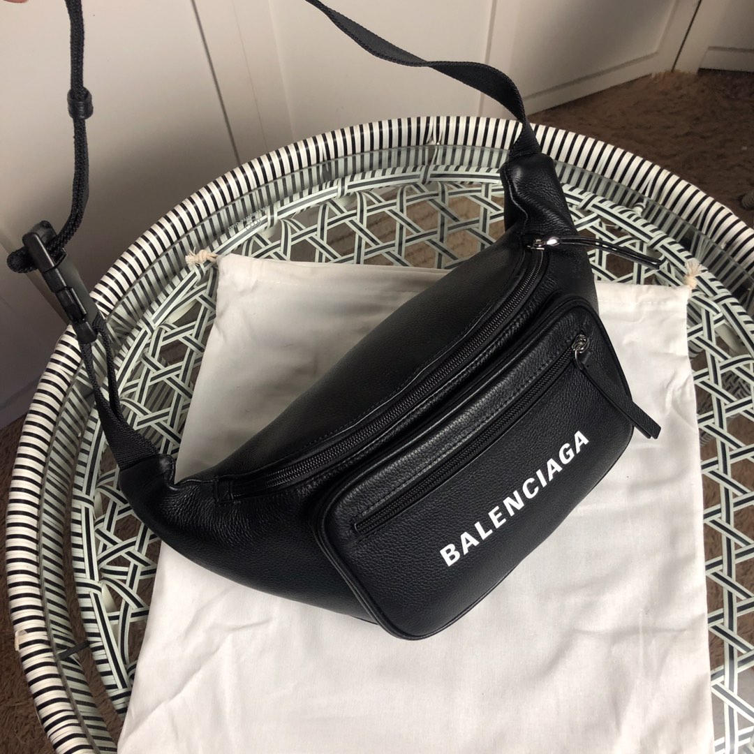 Ba*len*cia*ga crossbody bag-25x17x5cm