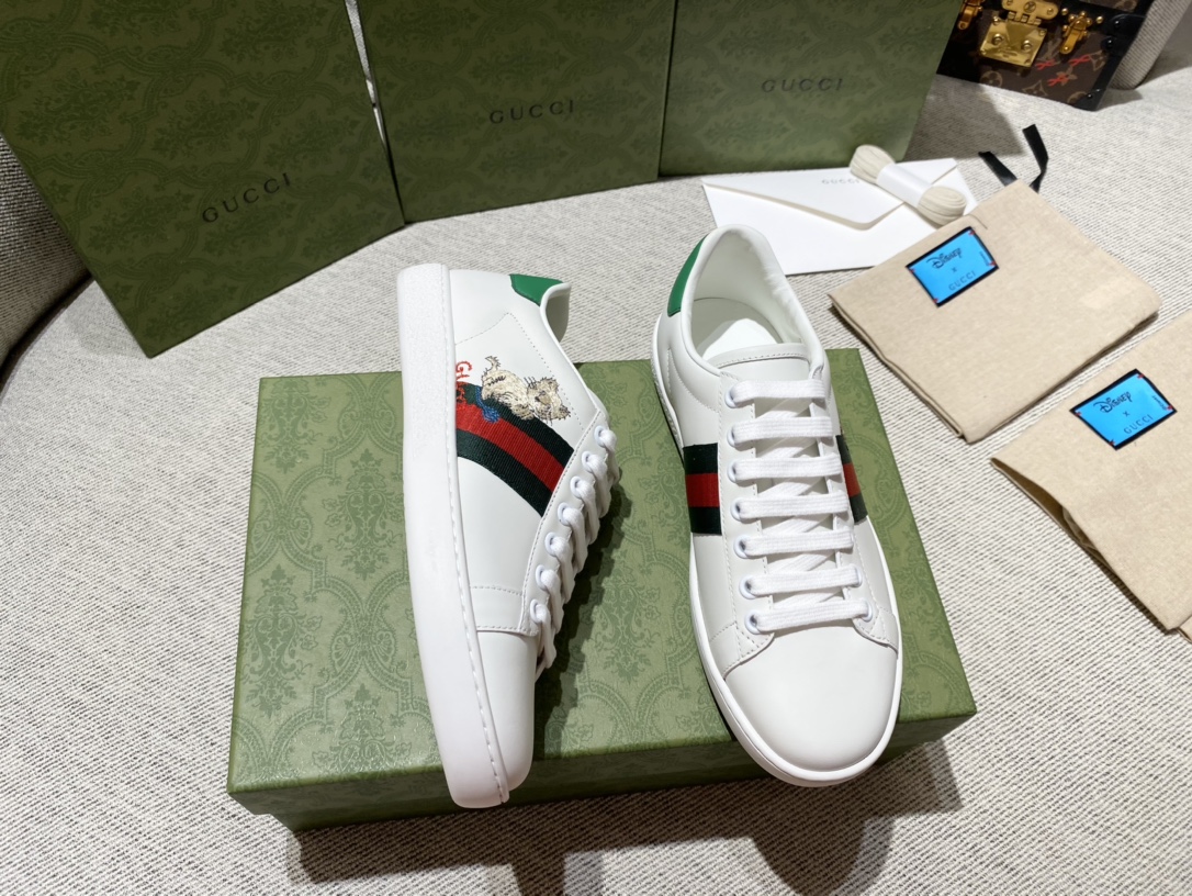 G*u*i sneakers