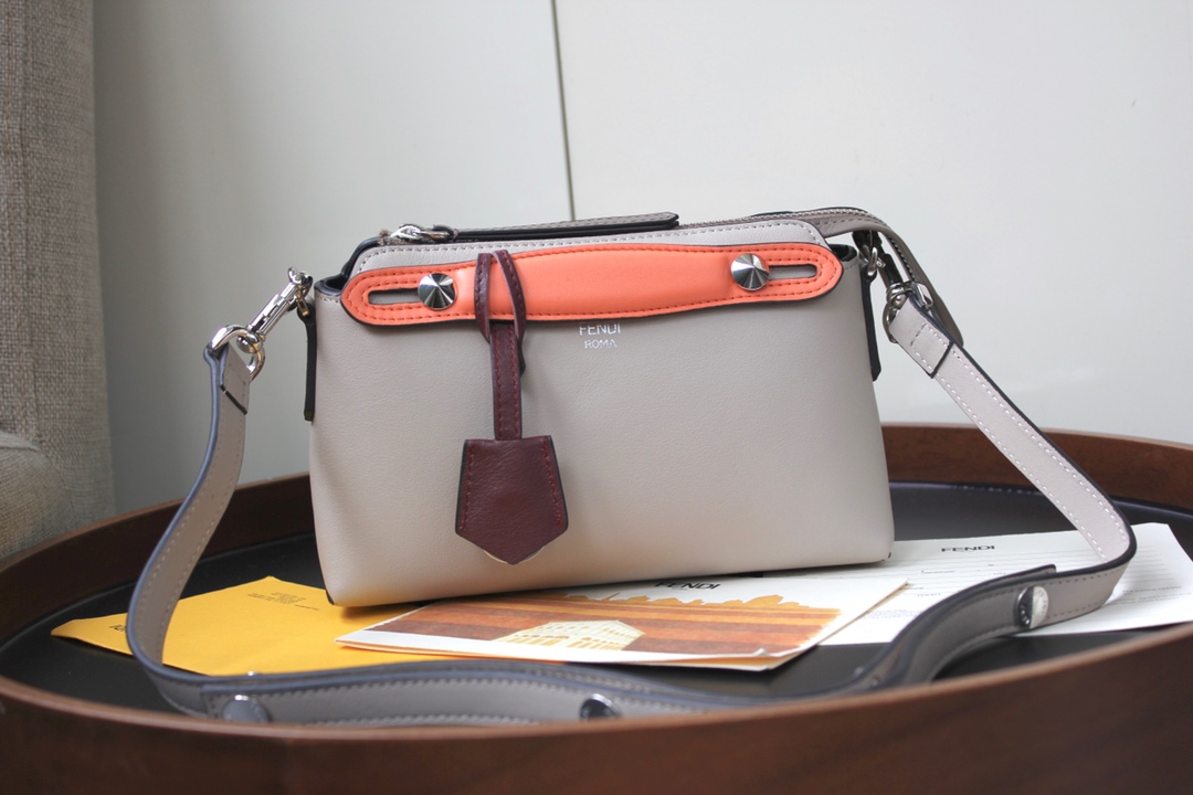 F**di by the way handbag-20*13*8.5cm
