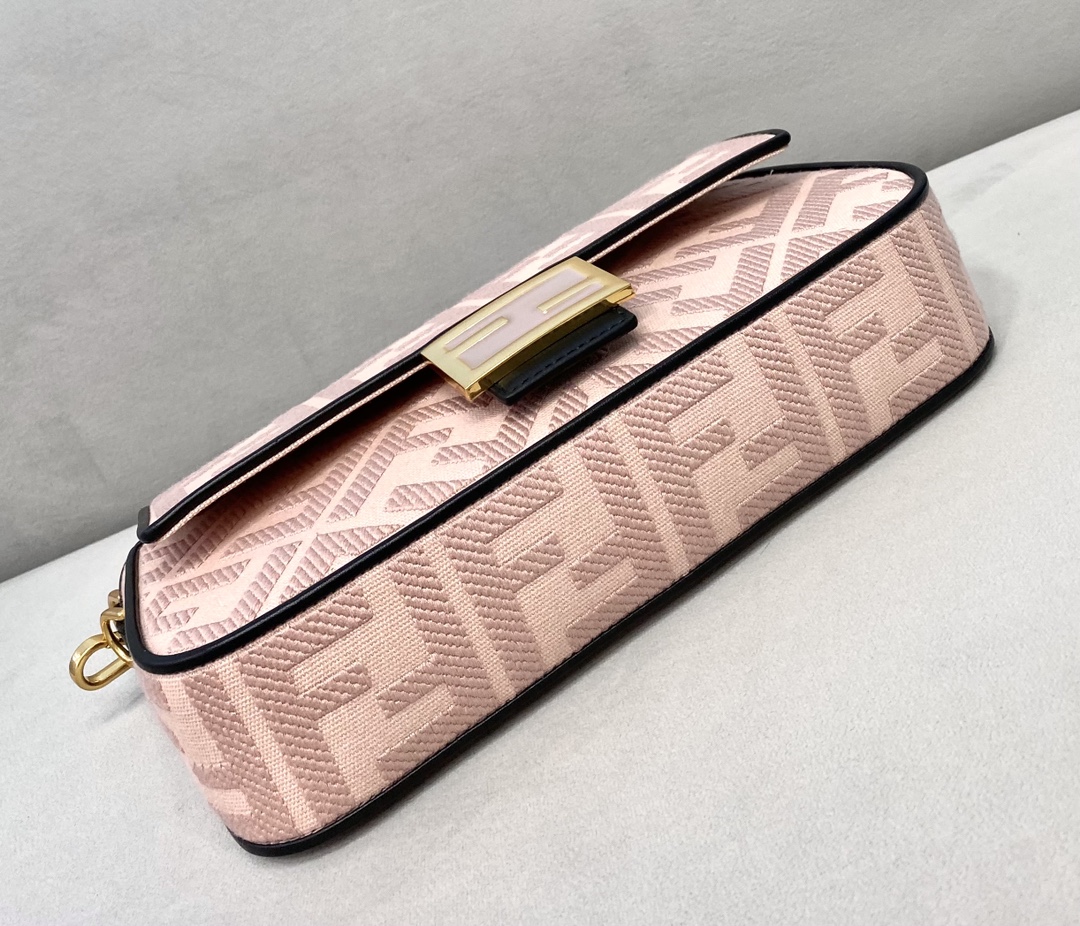F**di medium baguette bag-26x15x4cm