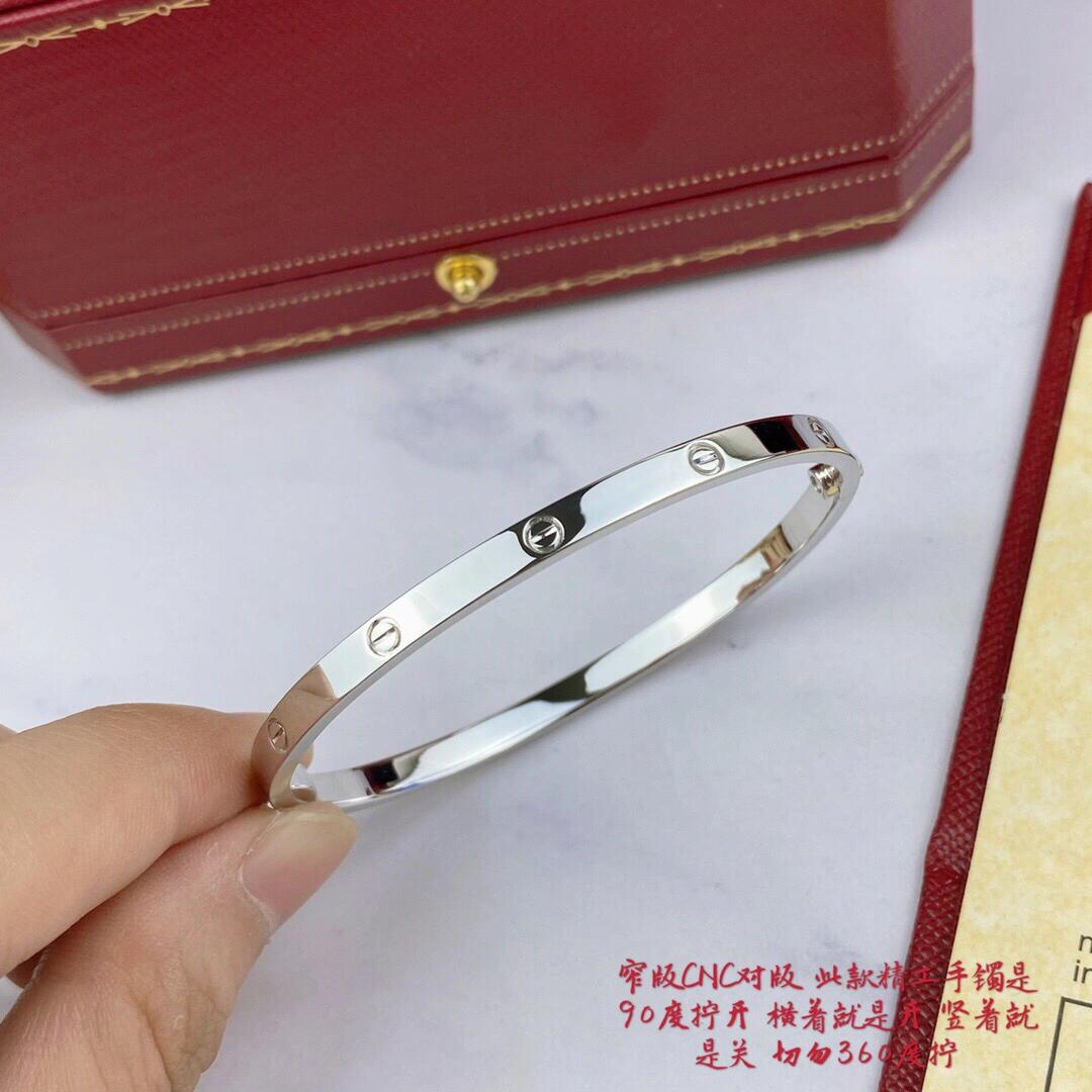 Ca*t1er bracelet