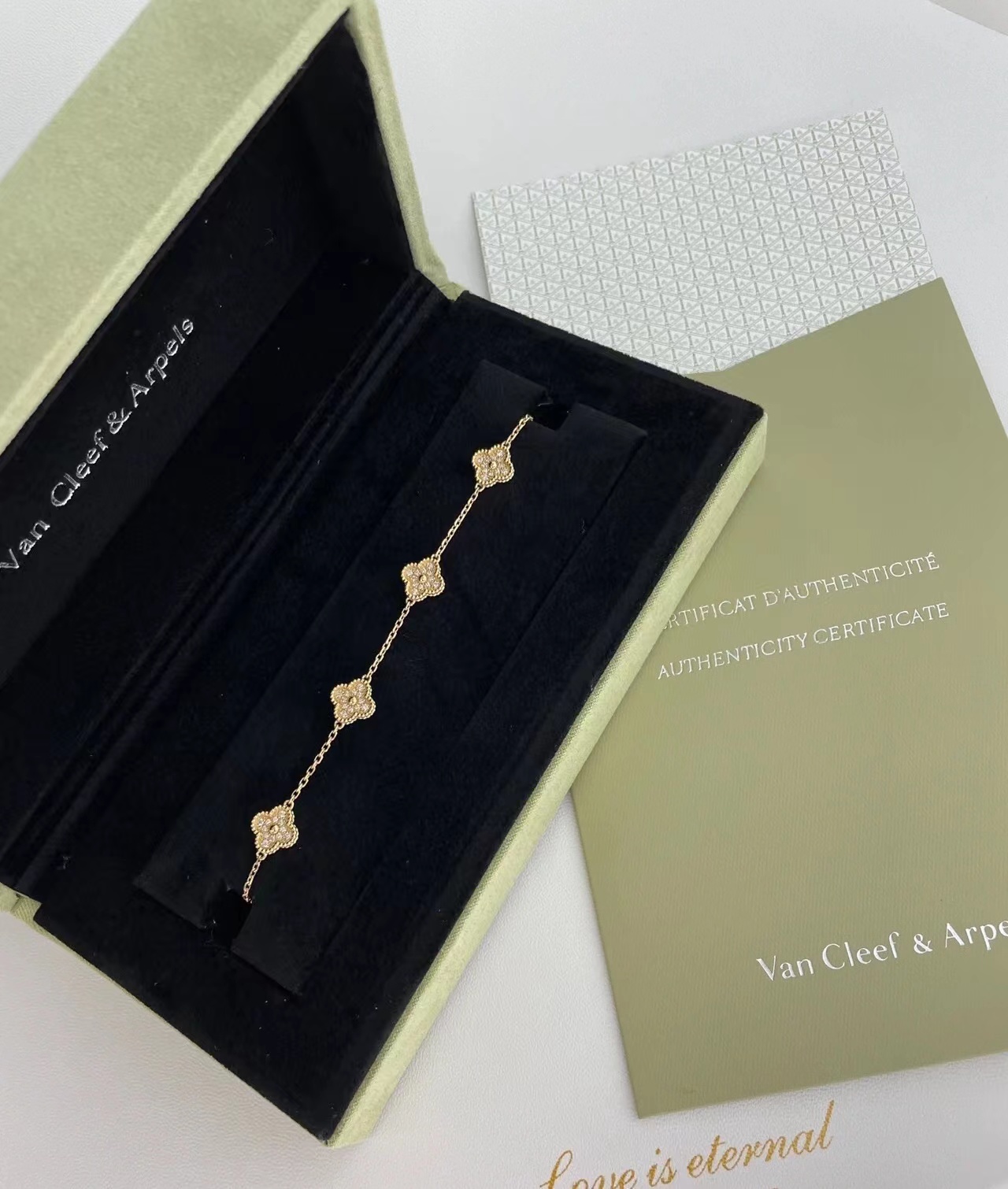 VCA Bracelet