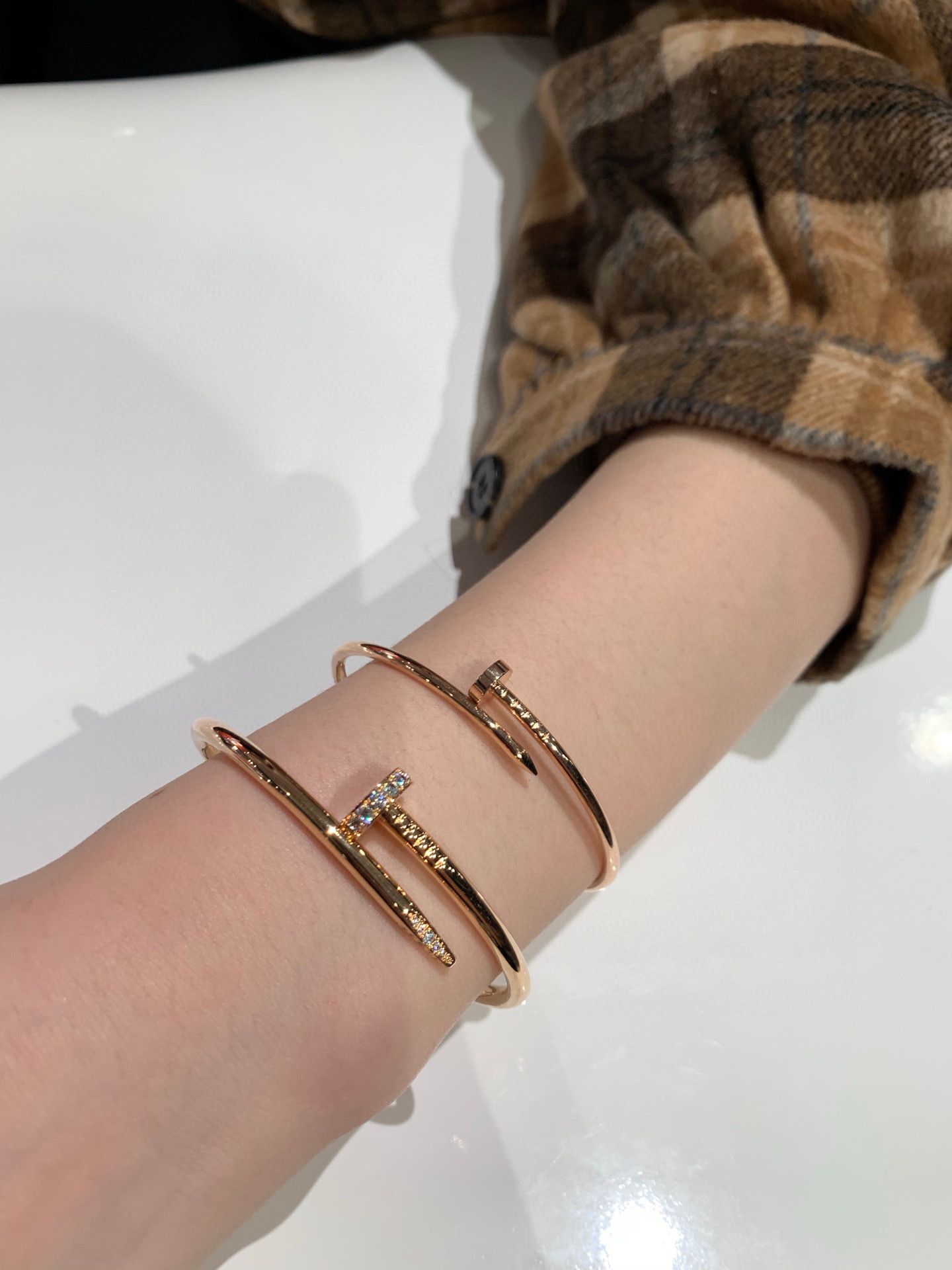 Ca*t*er bracelet