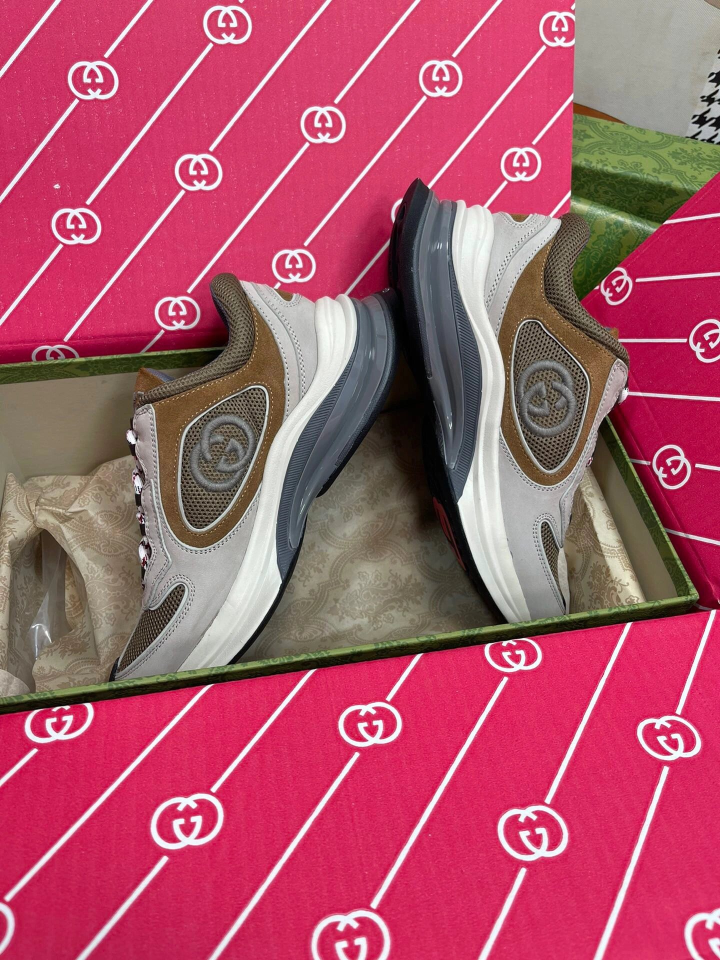 G*u*i sneakers