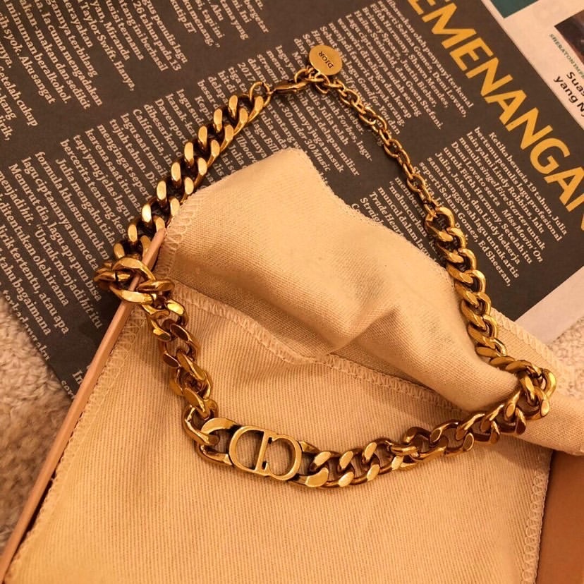 D*or necklace