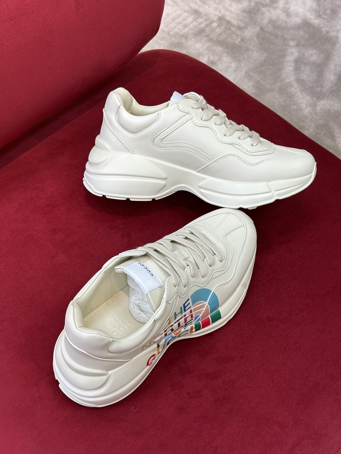 G*u*i&nor*h f**esneakers