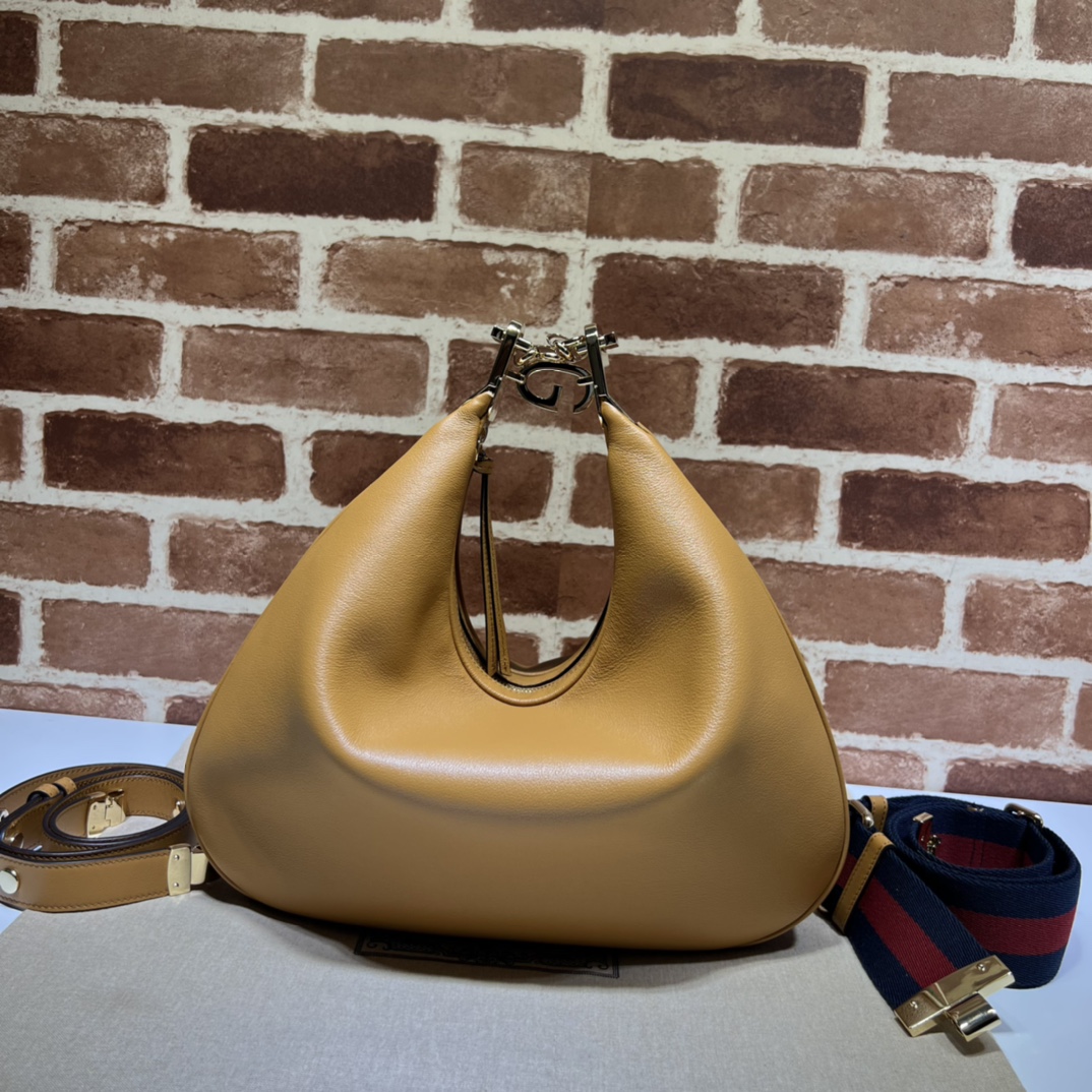 G*u*i attache large shoulder bag-35*32*6cm