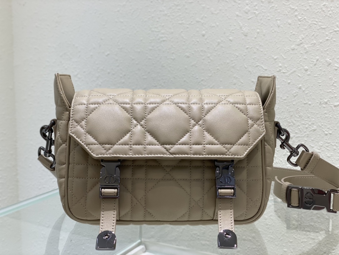 D*or camp bag-23×15×8cm