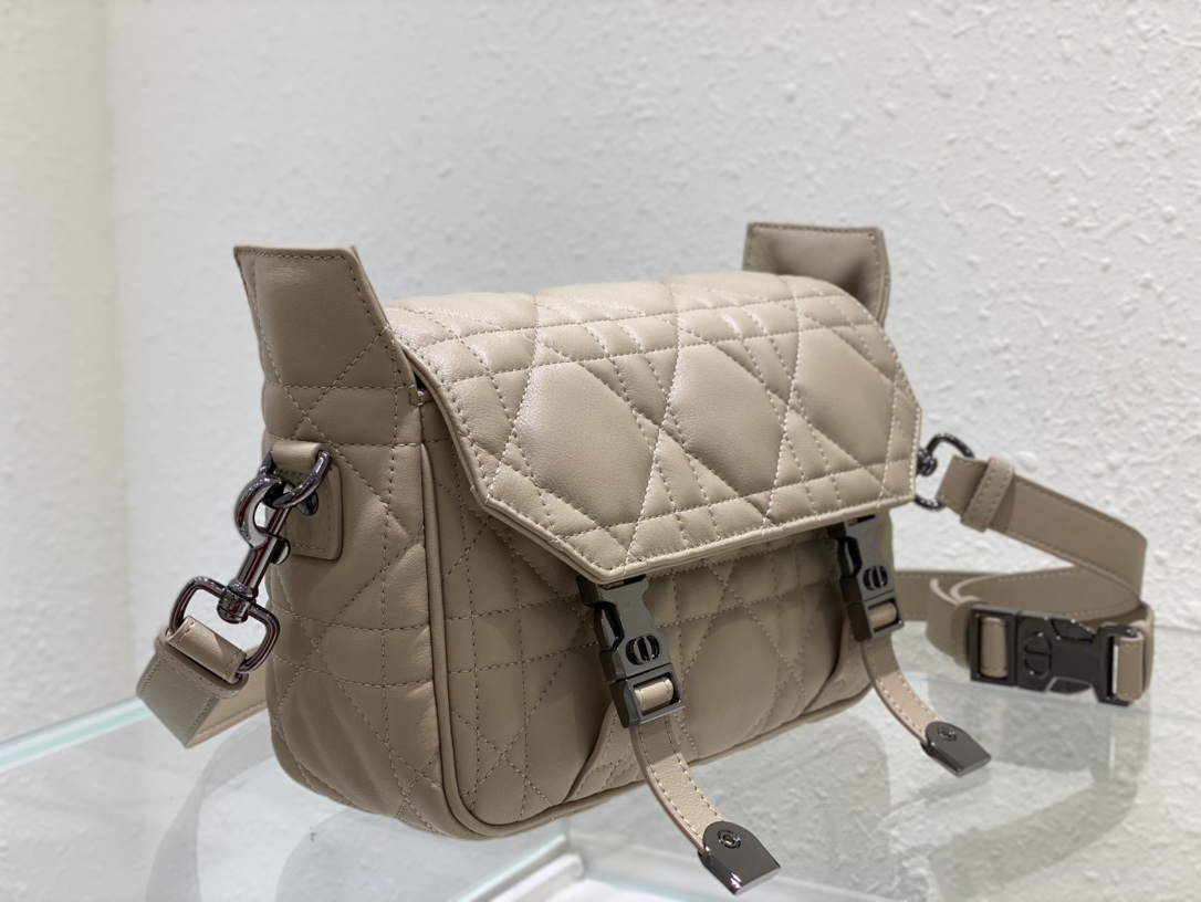 D*or camp bag-23×15×8cm