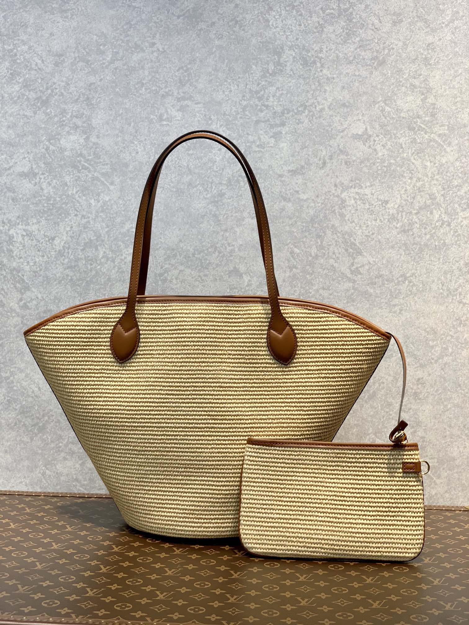 l0*is V*t0n tote-57*34*18cm