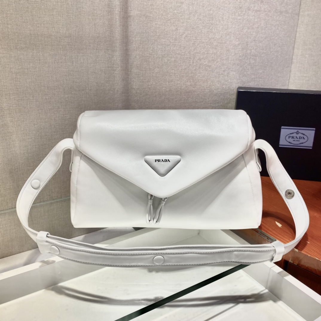 Pra*a lambskin shoulder bag-1bc165-32*21*12cm