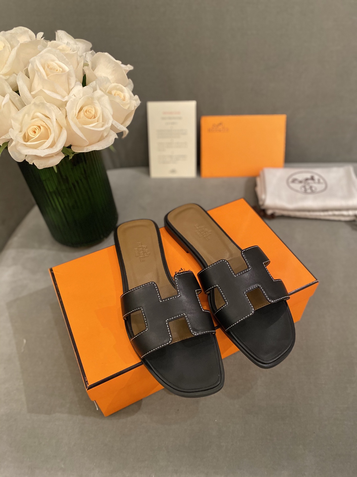 H**mes slippers in smooth leather