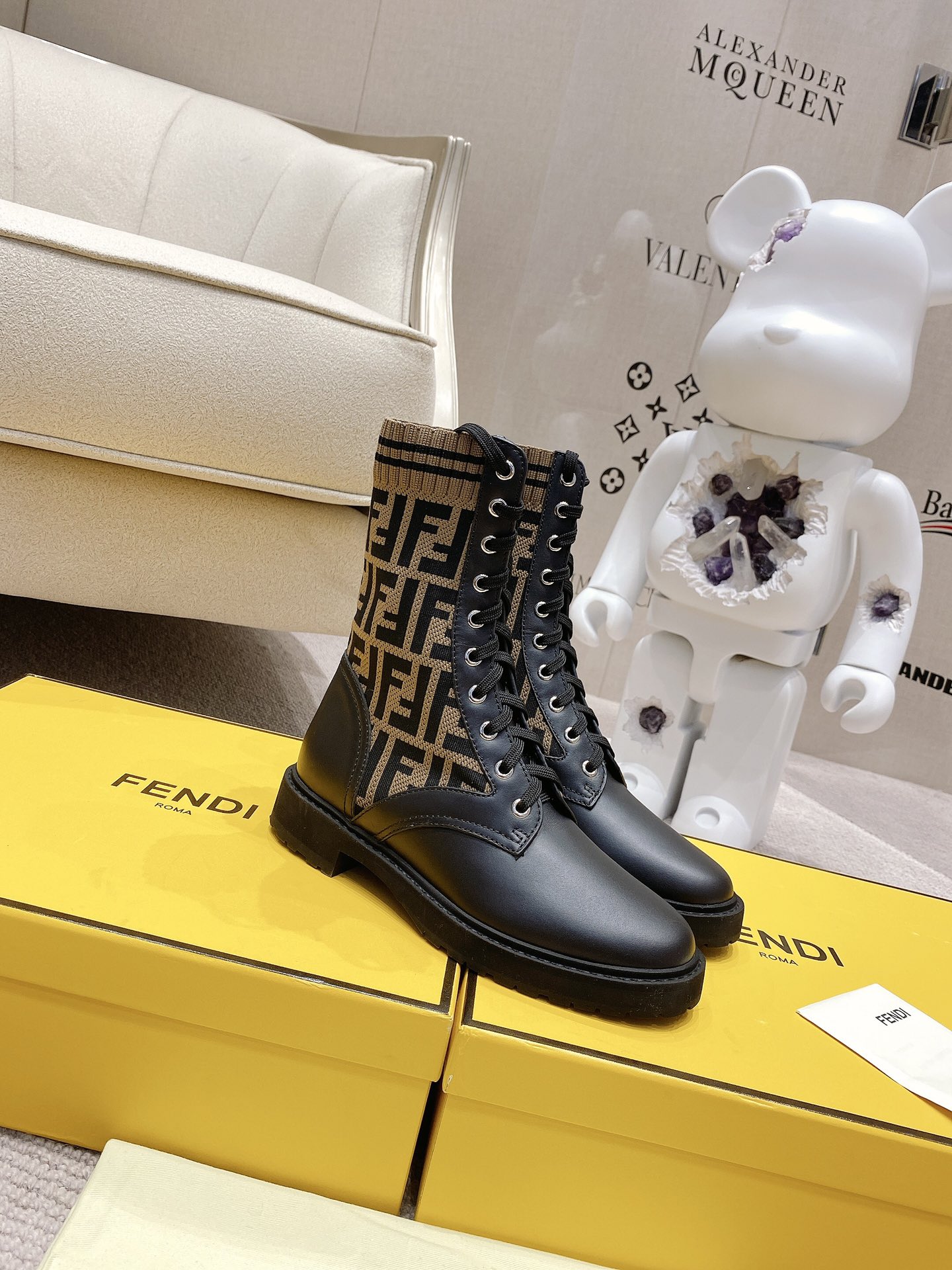 F**di boots