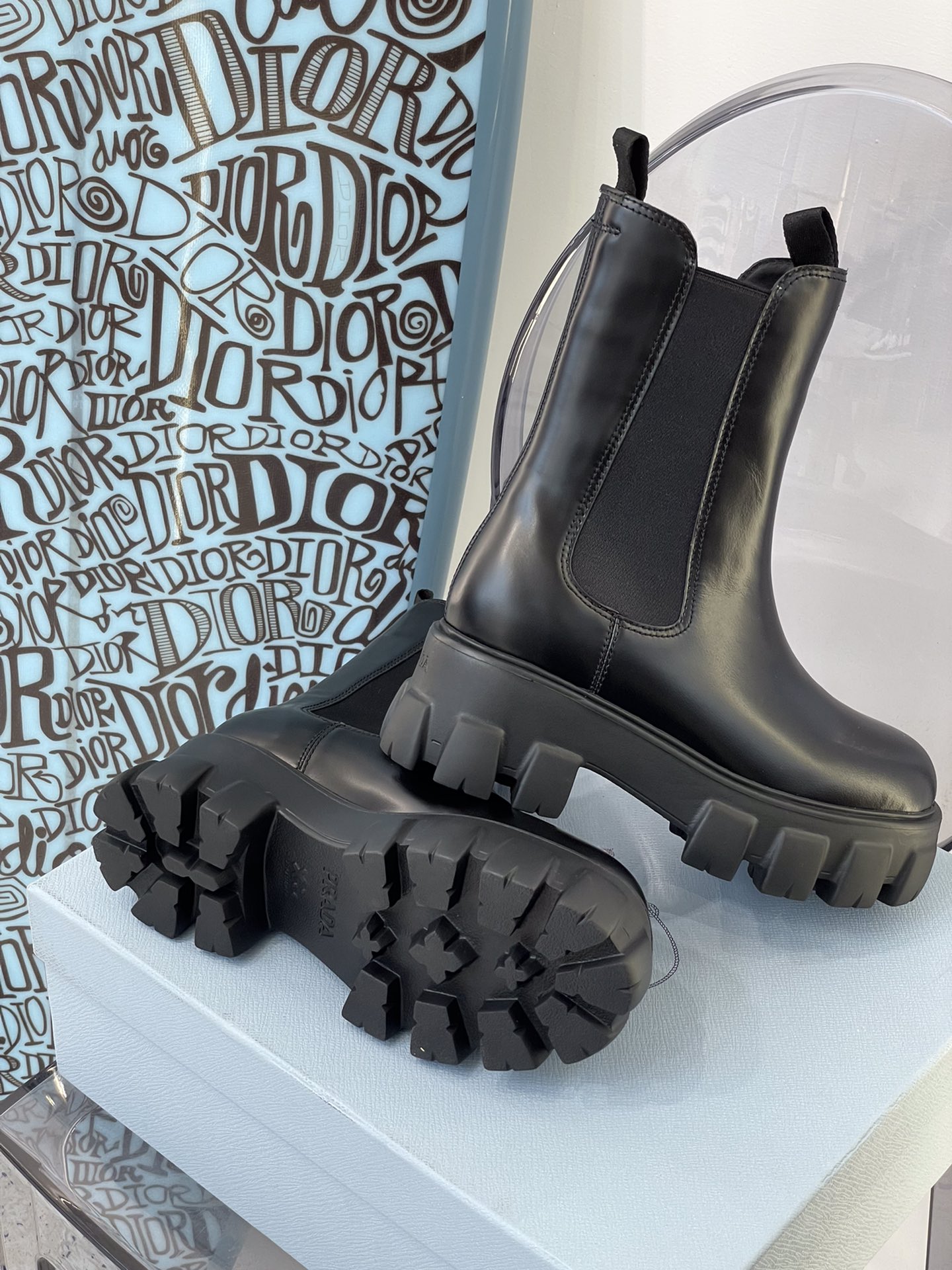 Pra*a boots