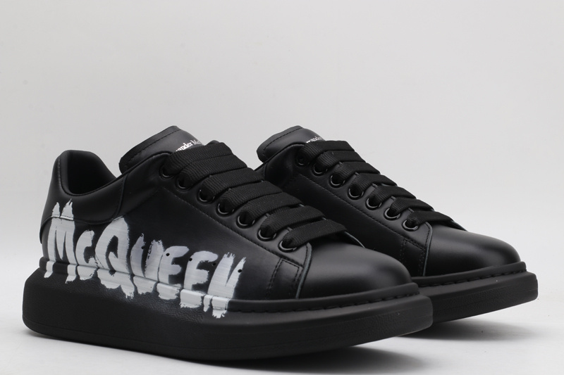 A1exa*der m*q*en sports shoes