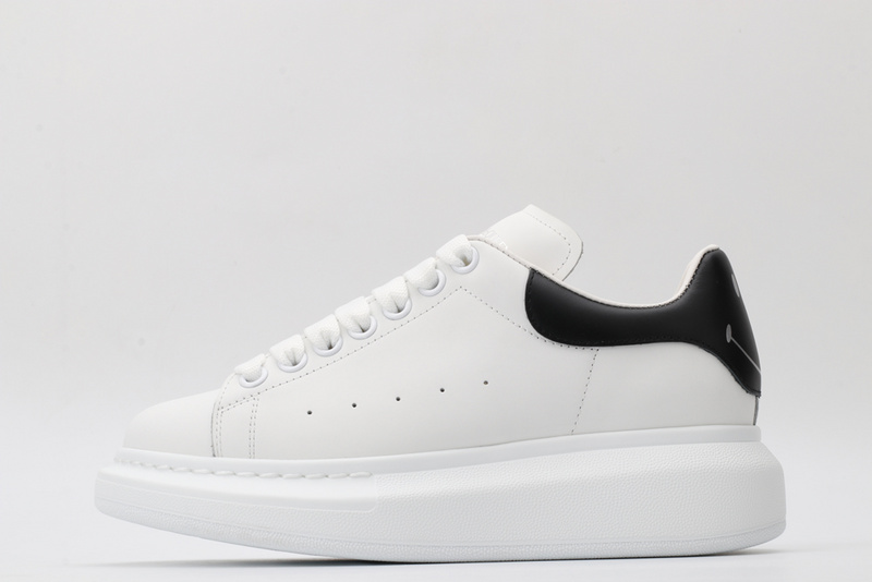 A1exa*der m*q*en sports shoes