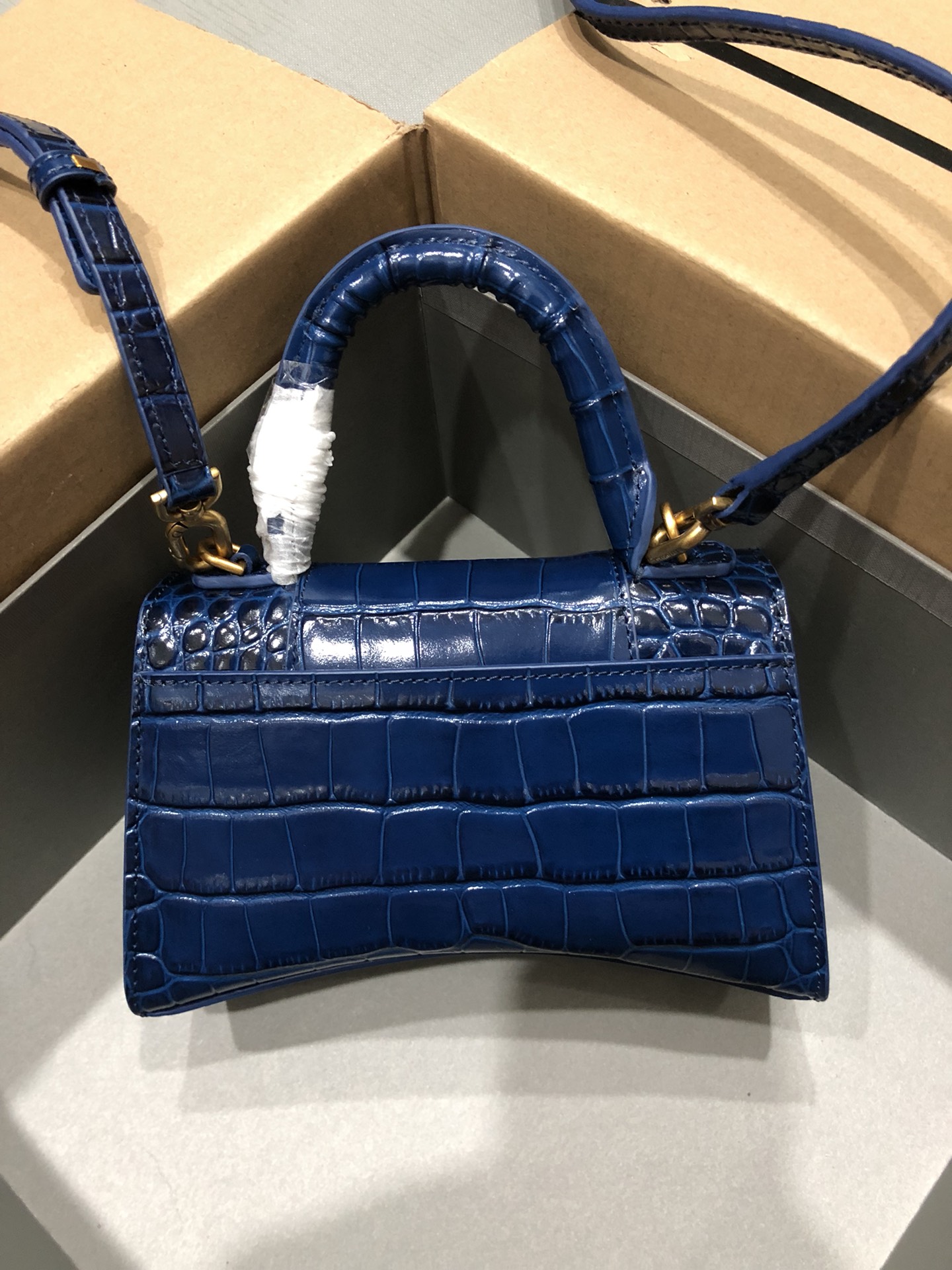 Ba*len*cia*ga small hourglass bag-13*8*19cm