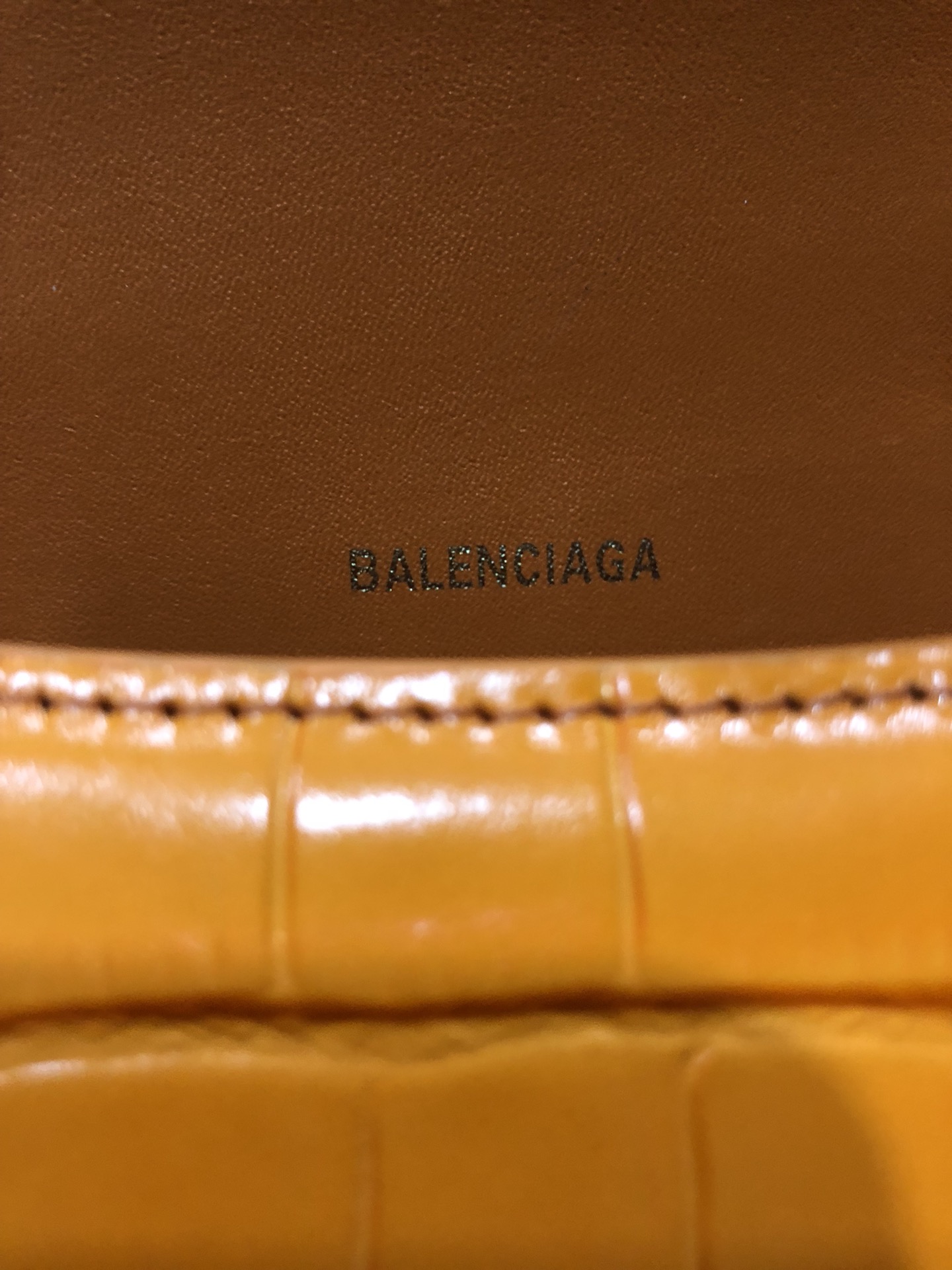 Ba*len*cia*ga small hourglass bag-13*8*19cm