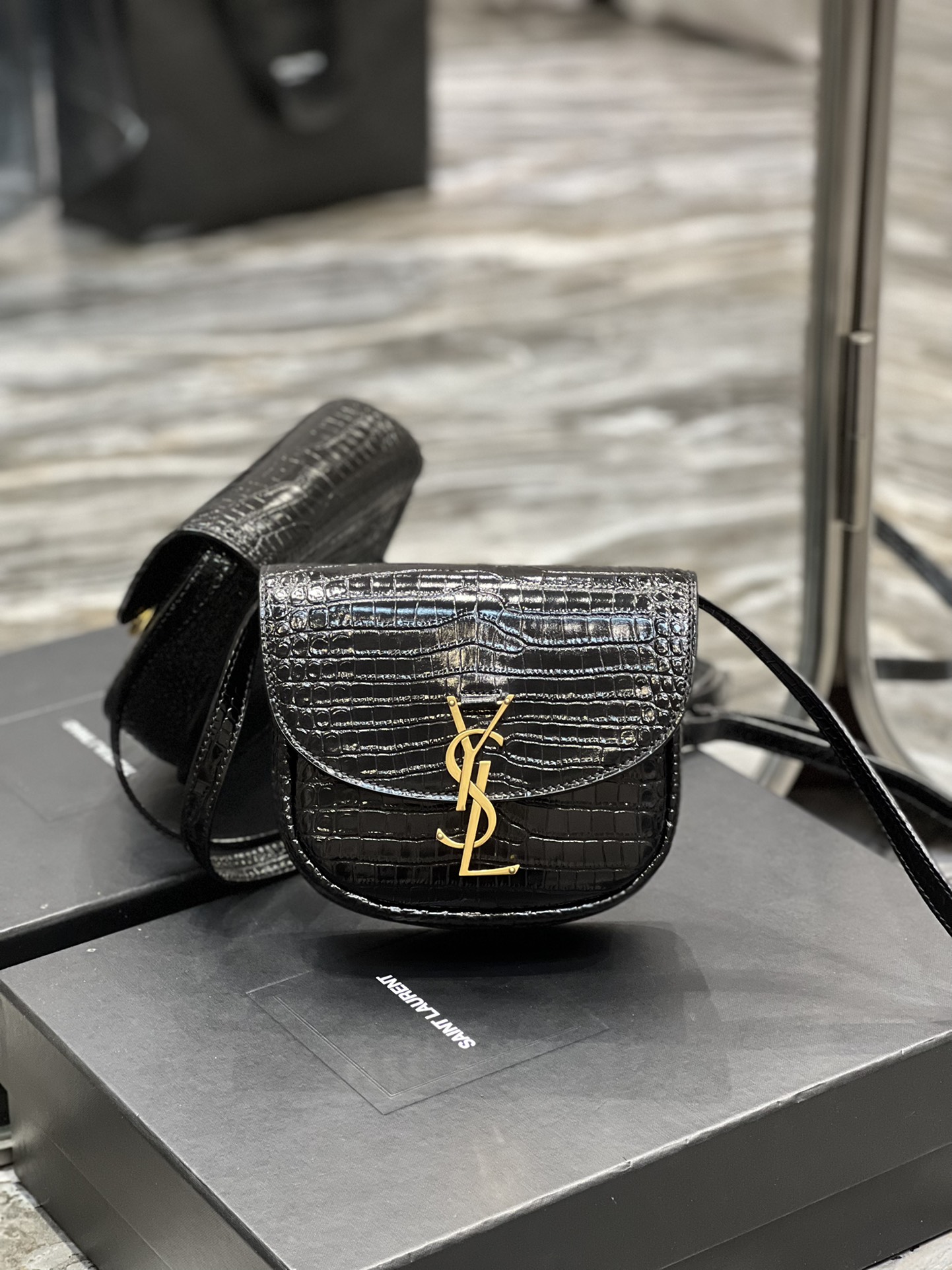 Y*L kaia bag-18x15.5x5.5cm