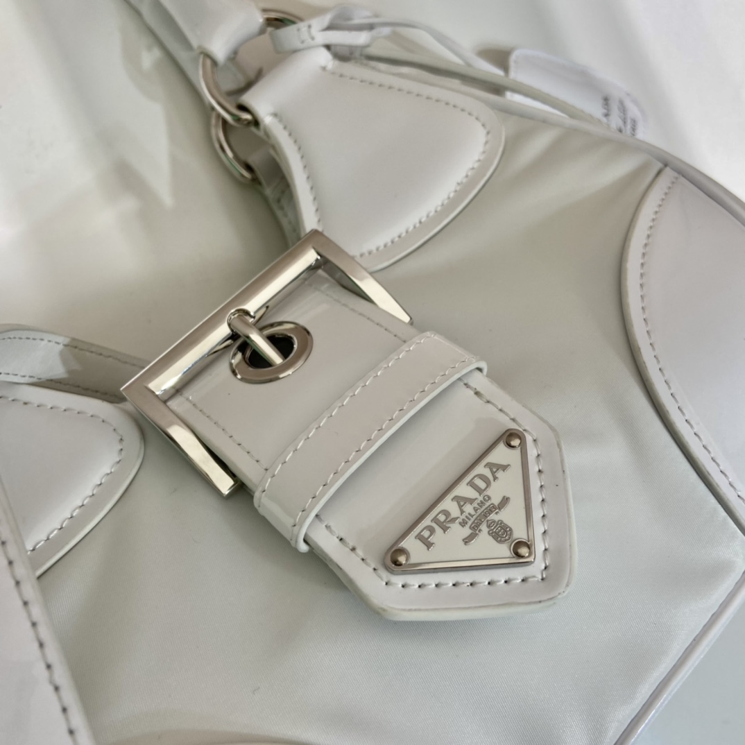 Pra*a moon handbags 1ba381-22.5*16*7.5cm