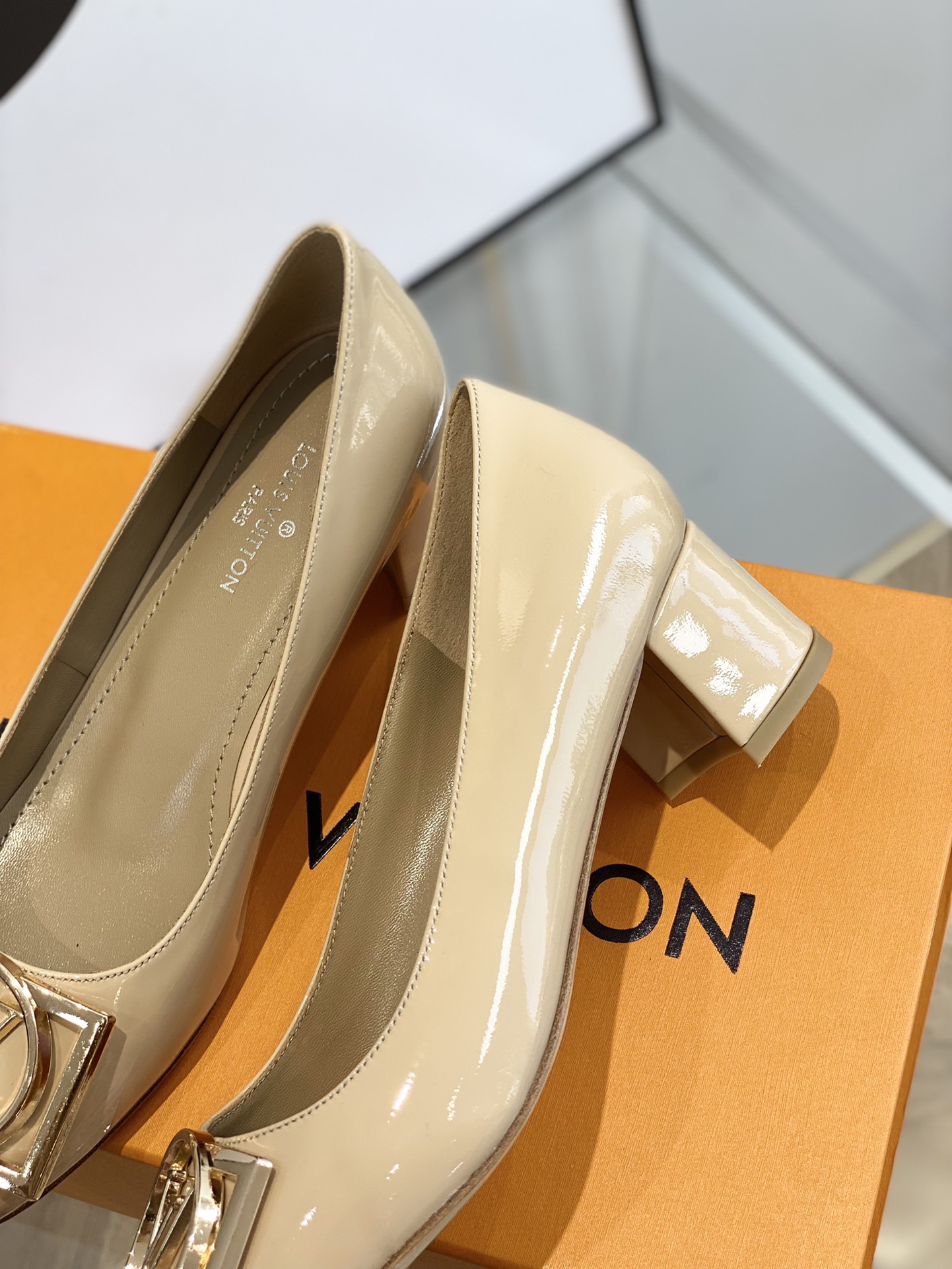 l0*is V*t0n pumps