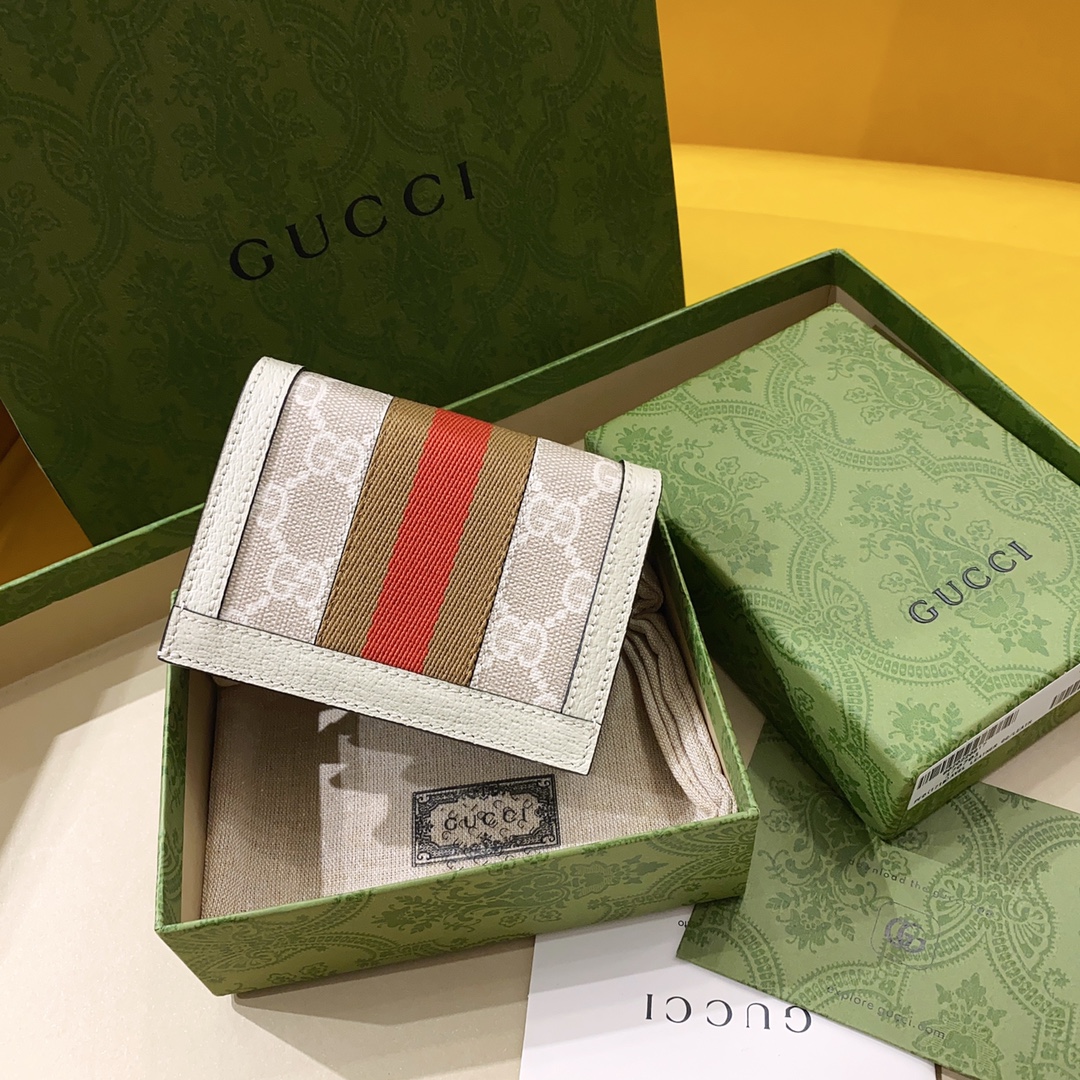 G*u*i wallet-11x8.5x3cm