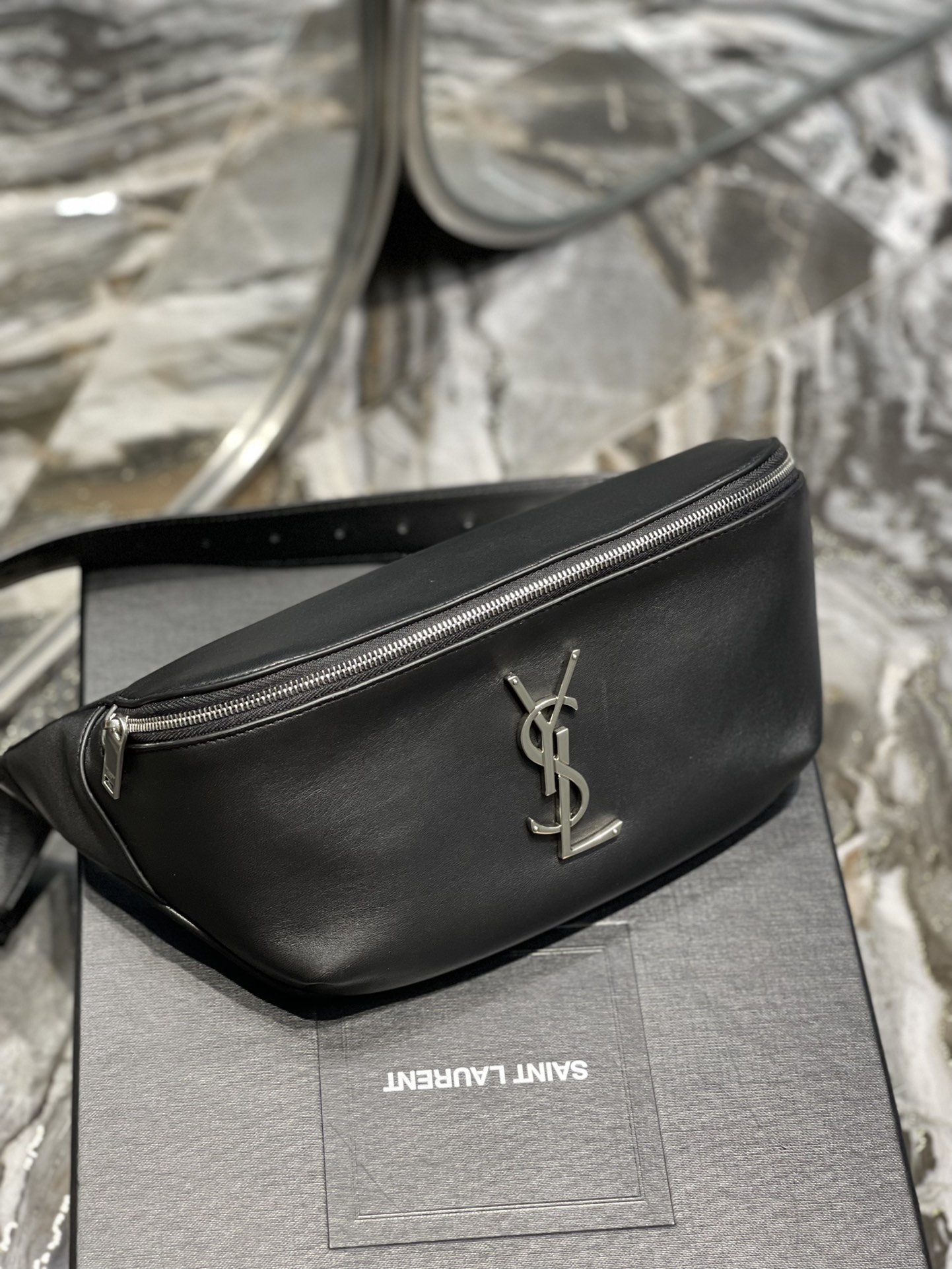 Y*L waist bag-25×14×3.5cm