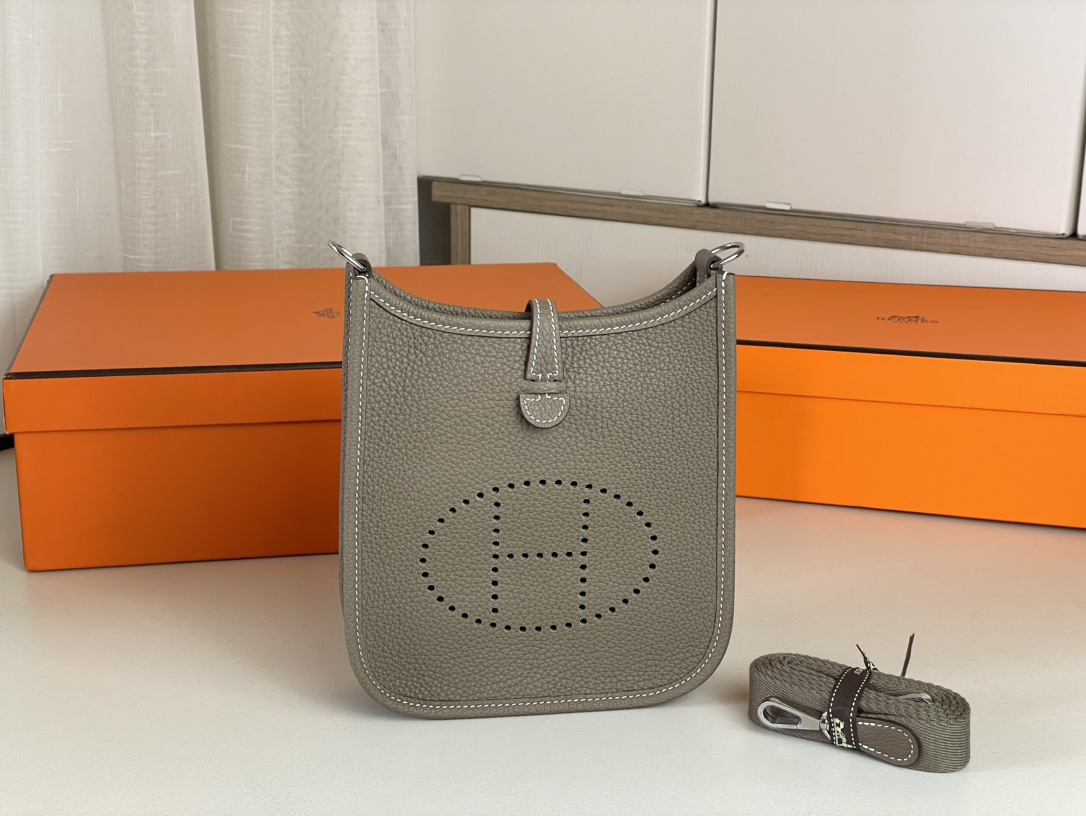 H**mes evelyne mini-17*18cm