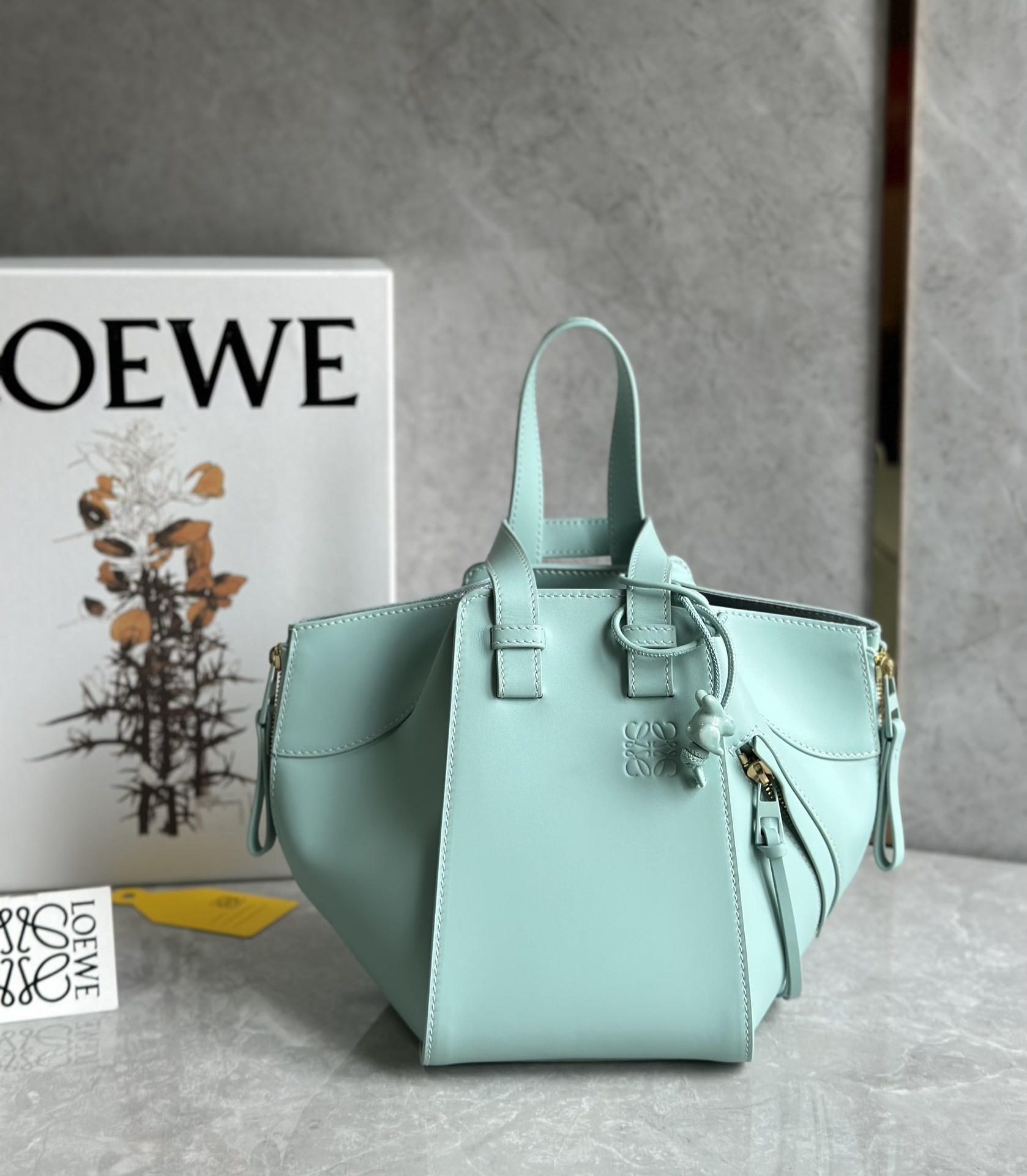 L0ew* hammock bag-19.5*14.4*20.8cm