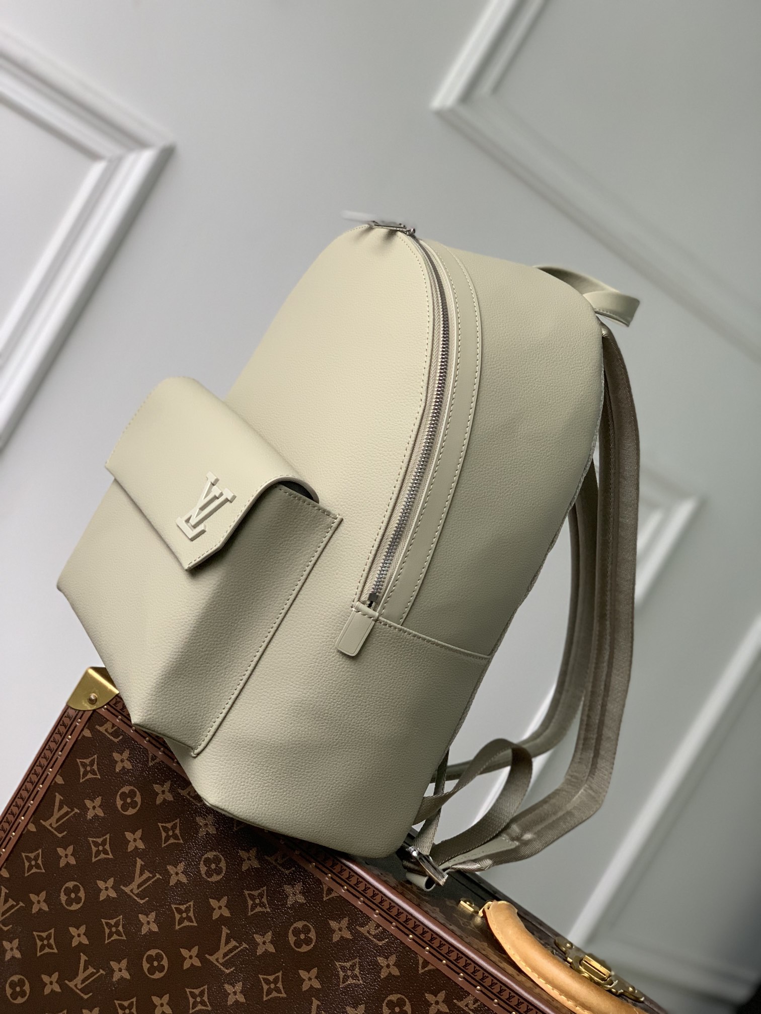 l0*is V*t0n aerogram backpack m22503-43*30*14cm