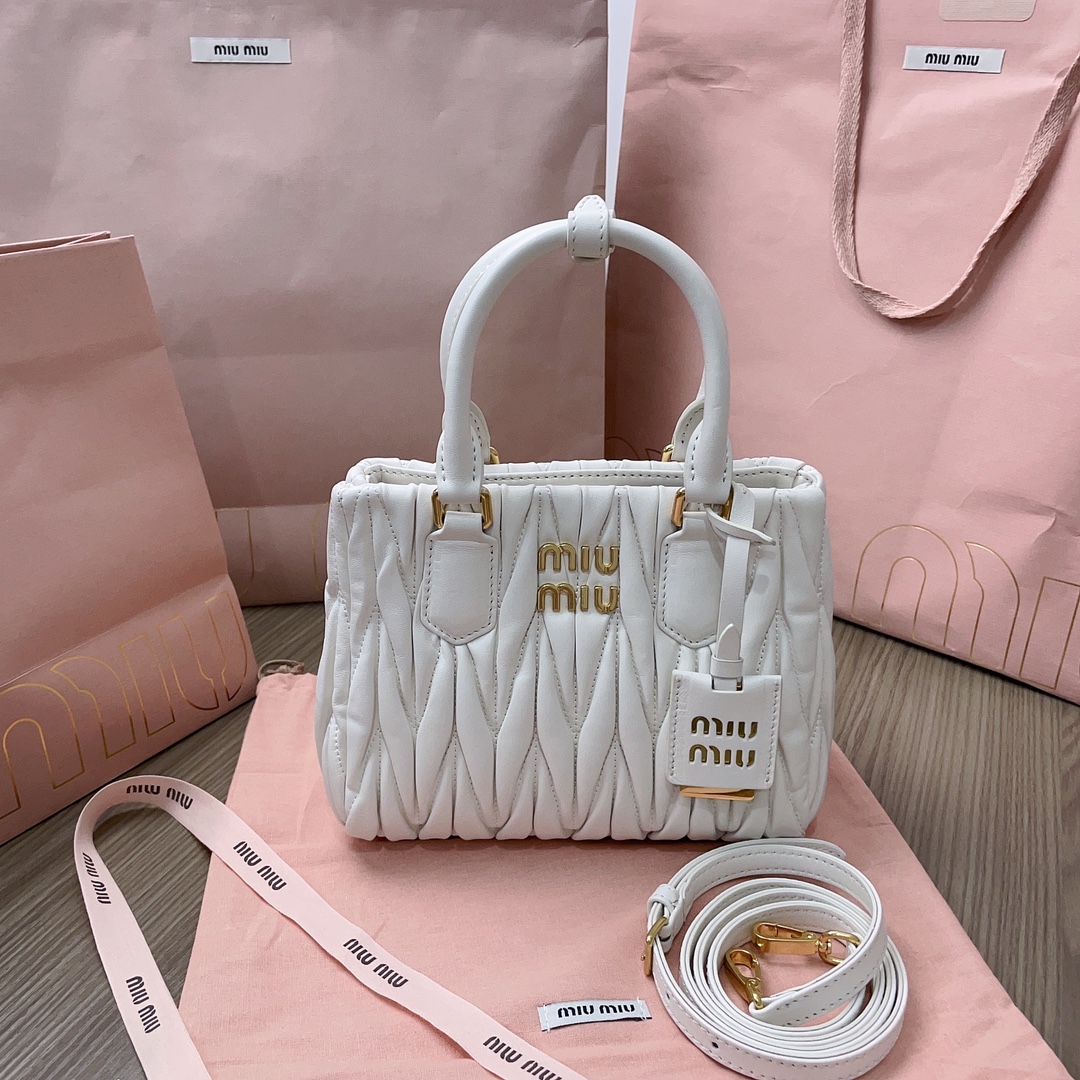 M*um*u tote-20 x16 x11cm