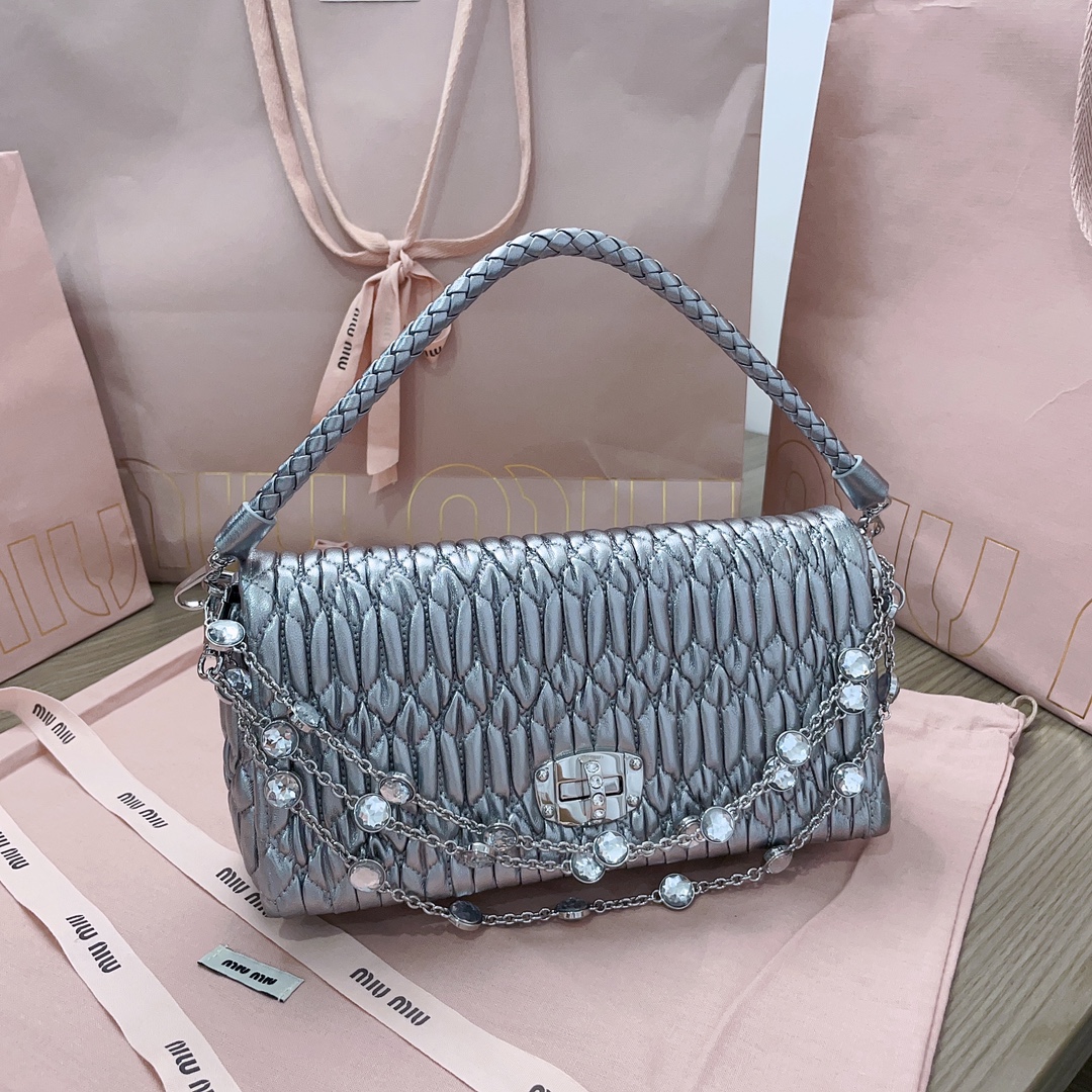 M*um*u chain bag-22.5*4.5*12cm