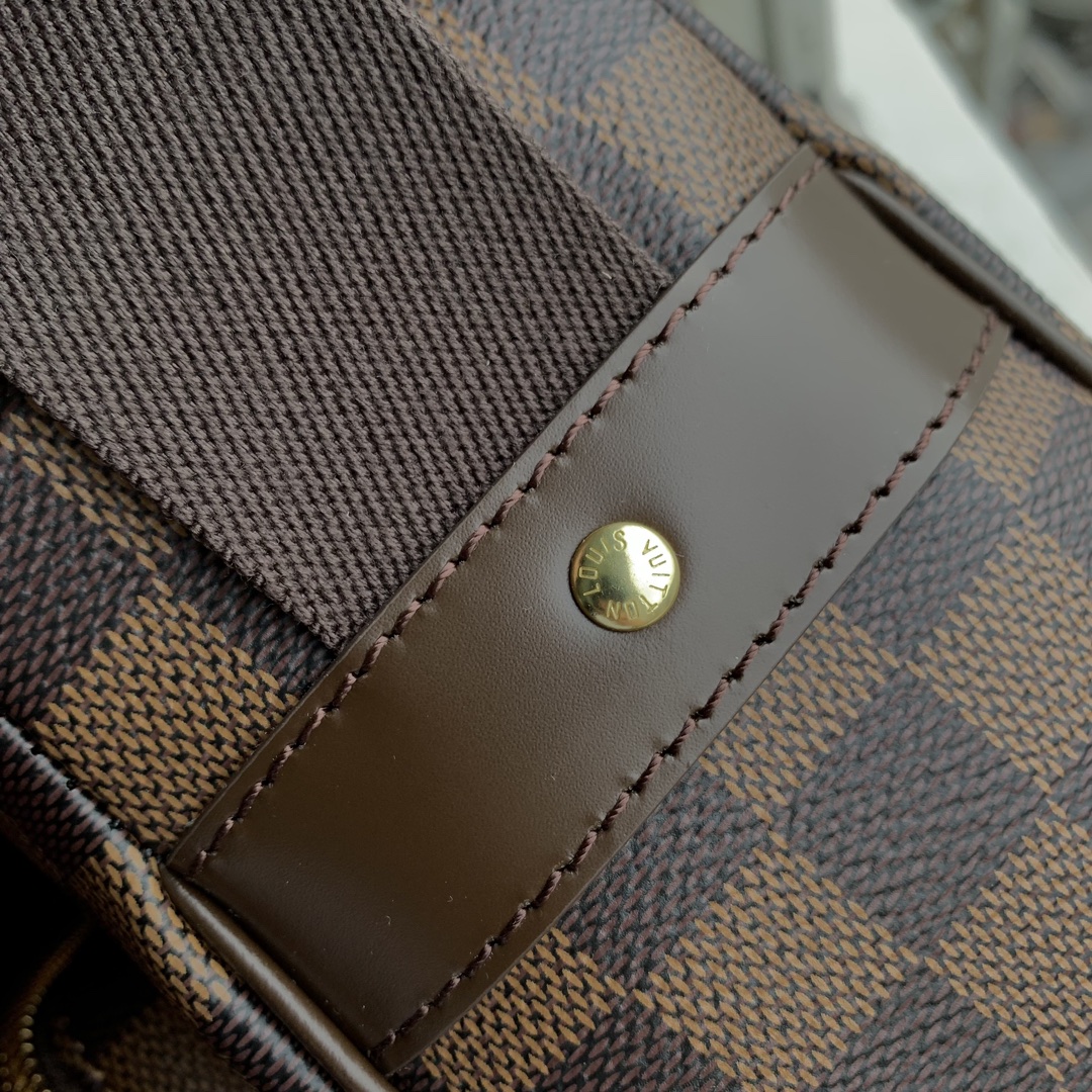 l0*is V*t0n vintage messenger bag-34×18×23cm