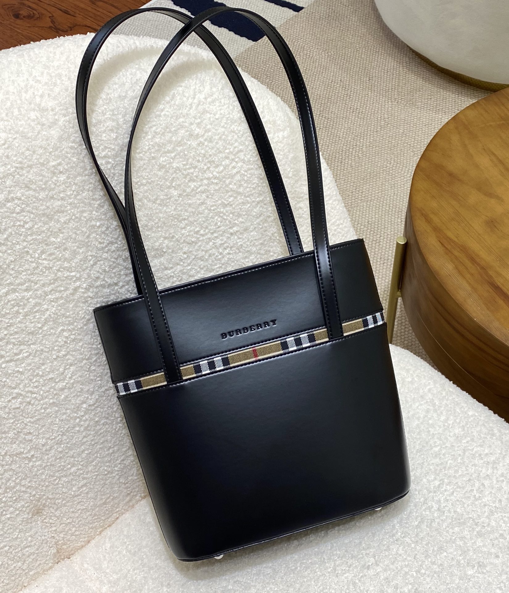B**rry tote