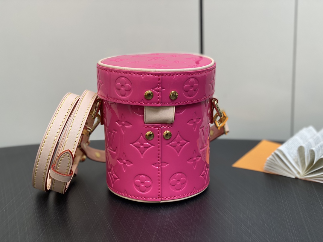 l0*is V*t0n astor bag m24099-12 x 14.2 x 12cm