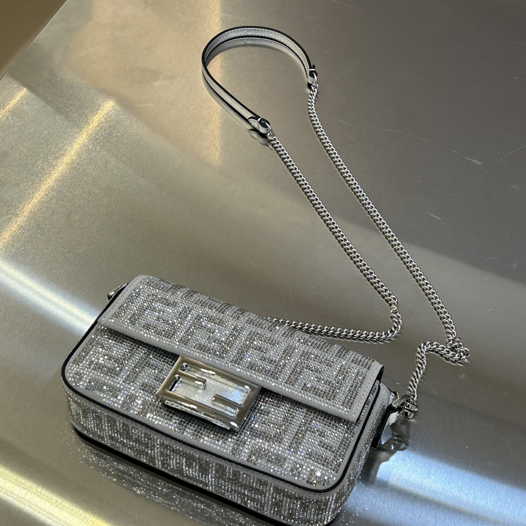 F**di baguette bag-20*13*5cm