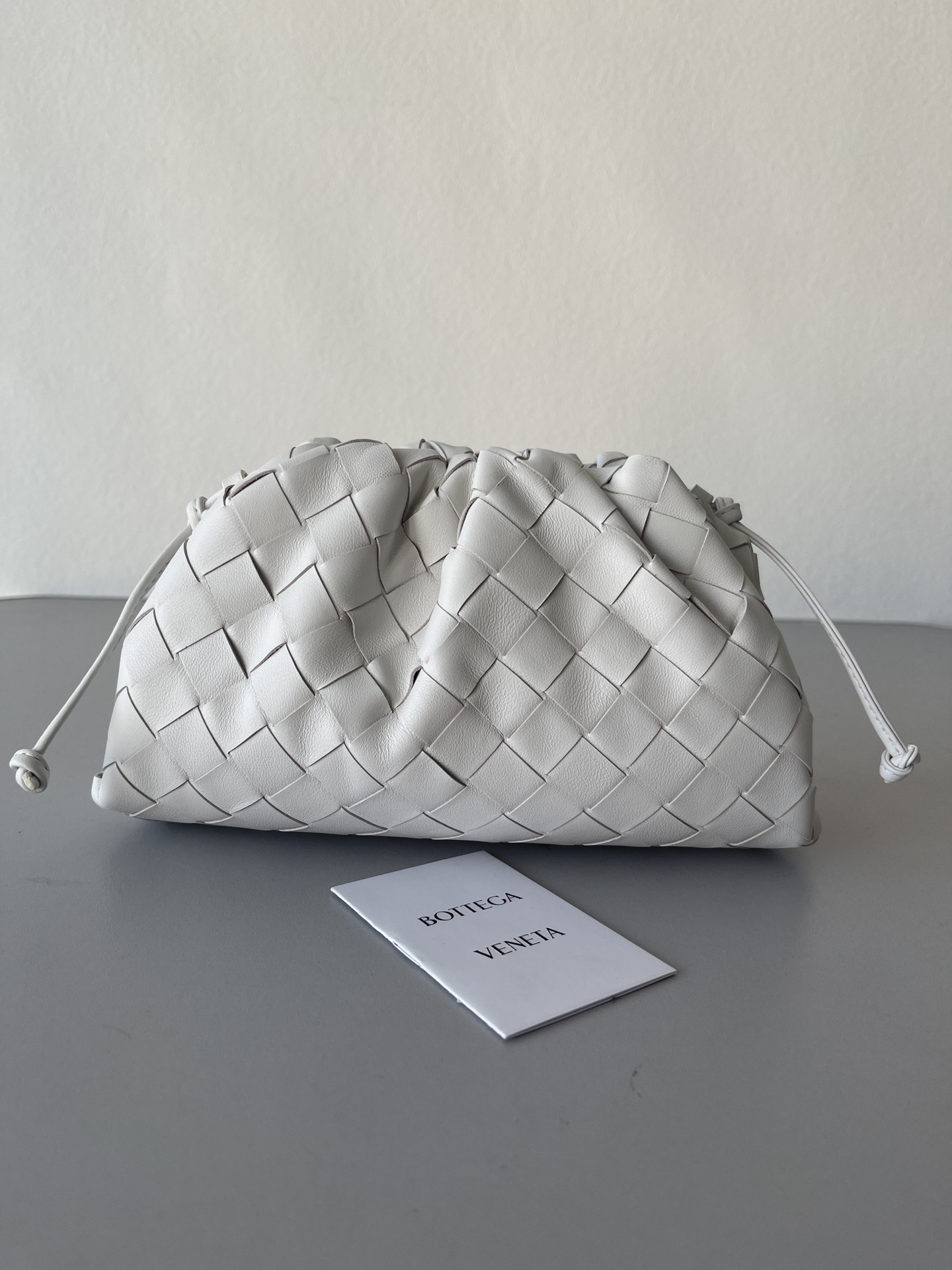 b0tte*a Ven*ta the pouch bag-22*9cm