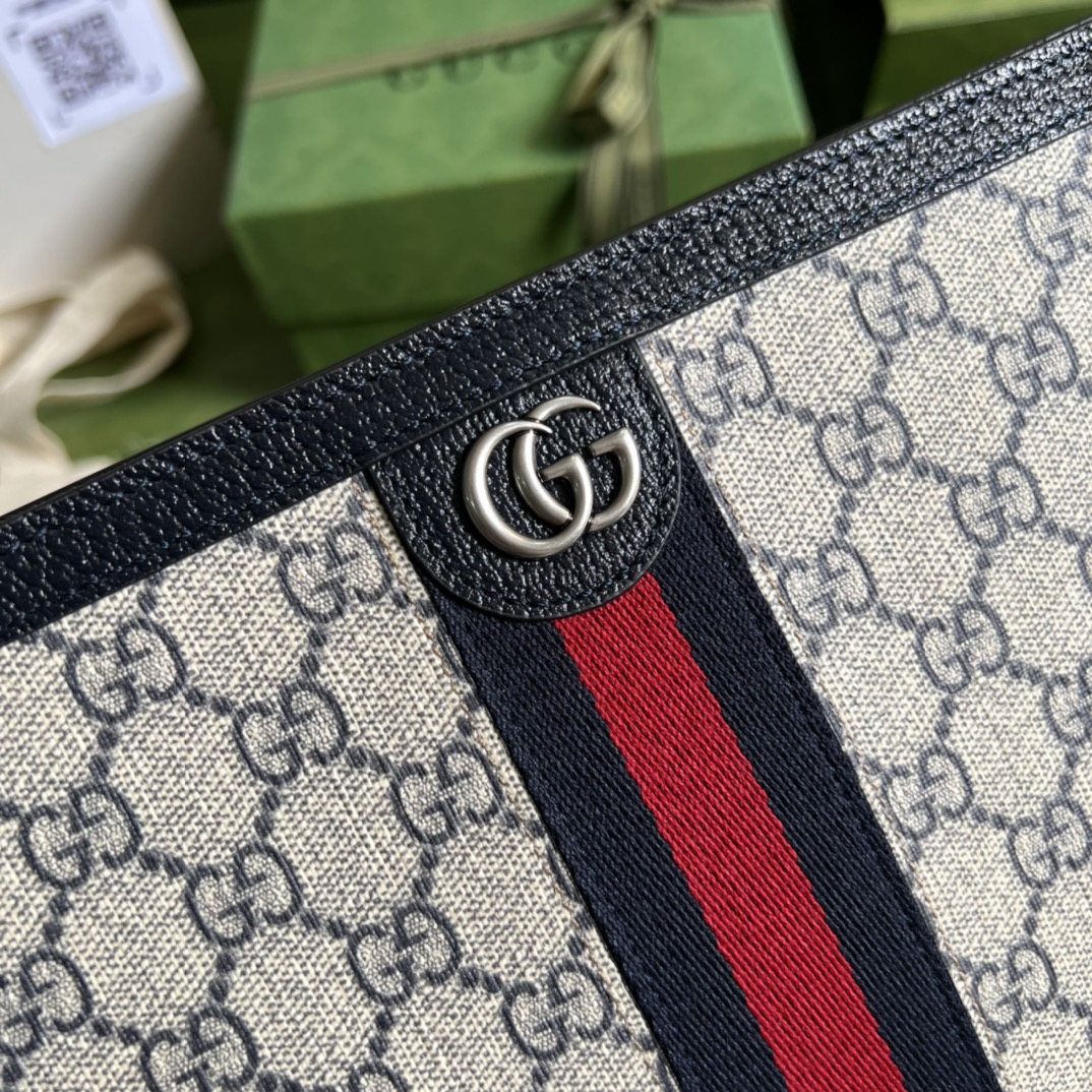 g*u*i gg S*p*e pouch- 26*20*5.6cm