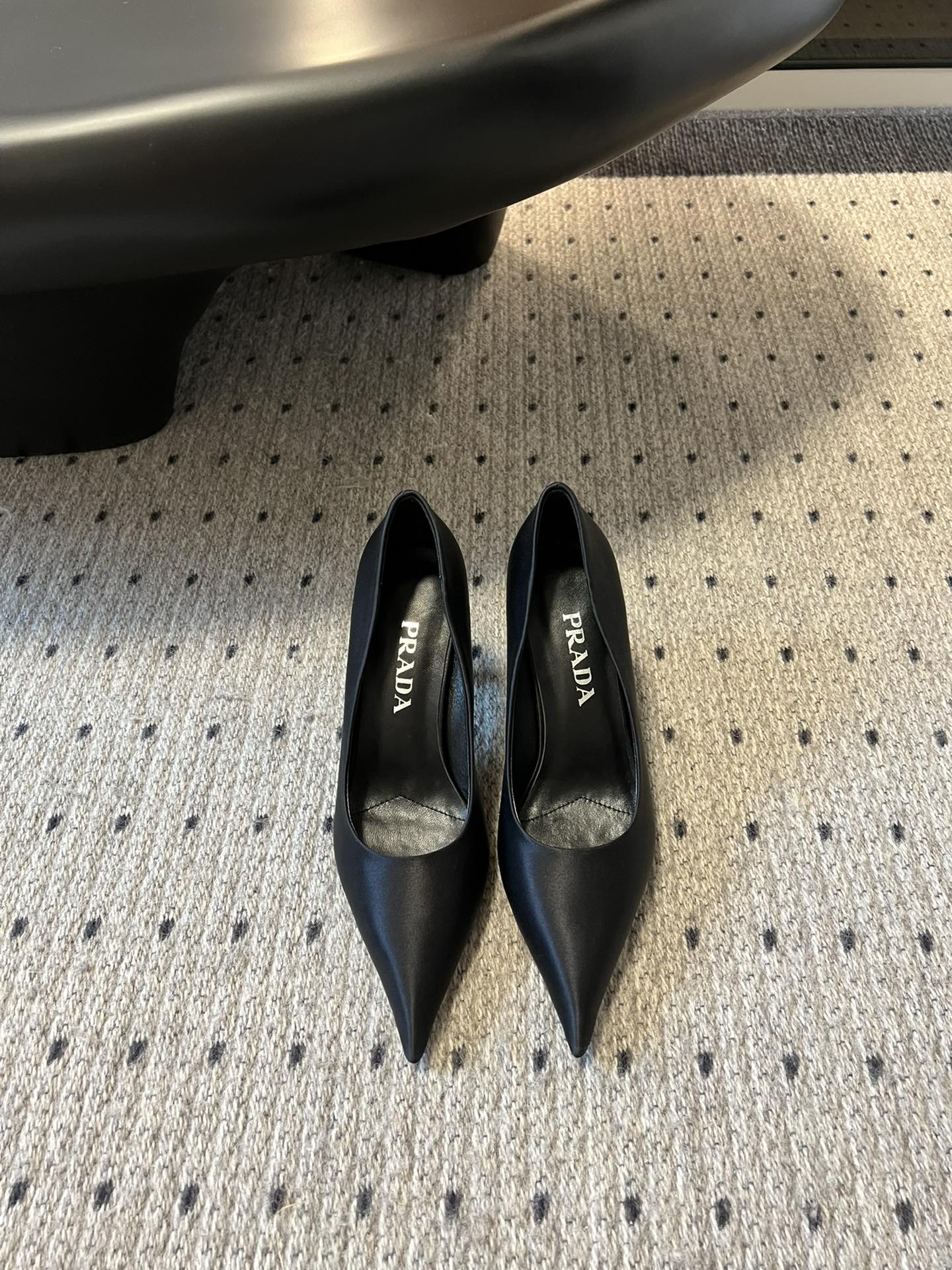 Pra*a heels