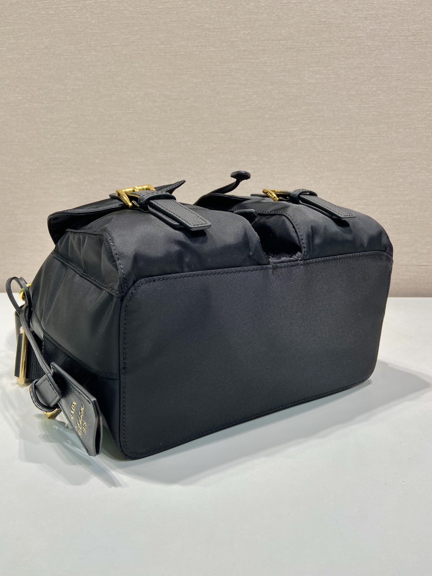 Pra*a re-nylon 1bz677 backpack-12*23.5*28cm