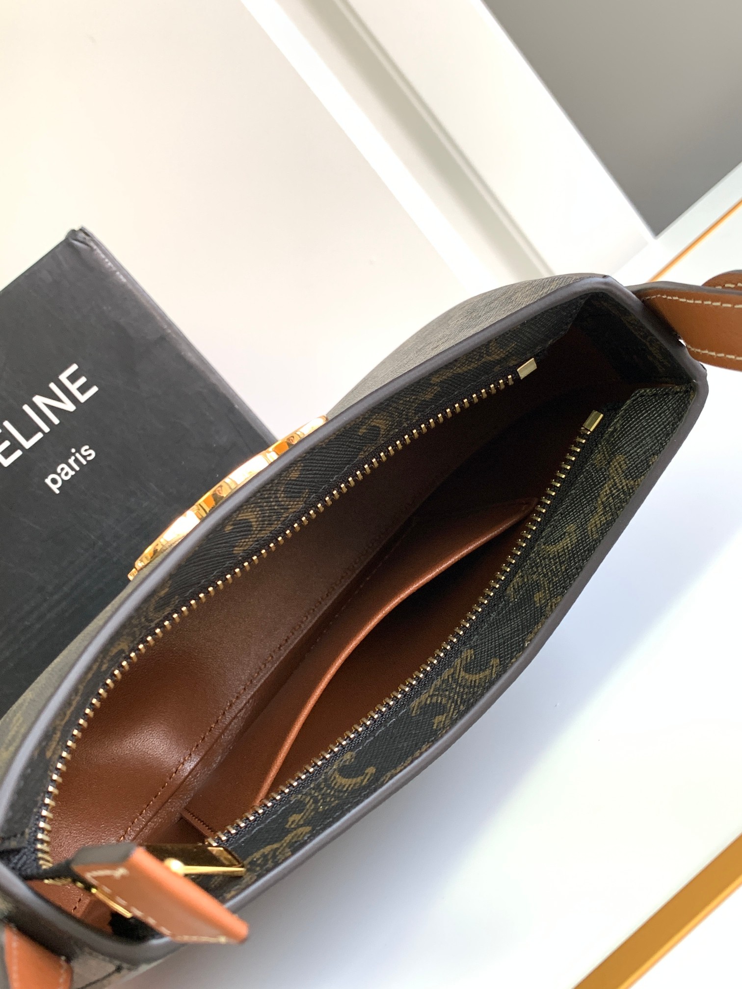 Ce**e tilly hobo bag-22 x 13.5 x 4cm