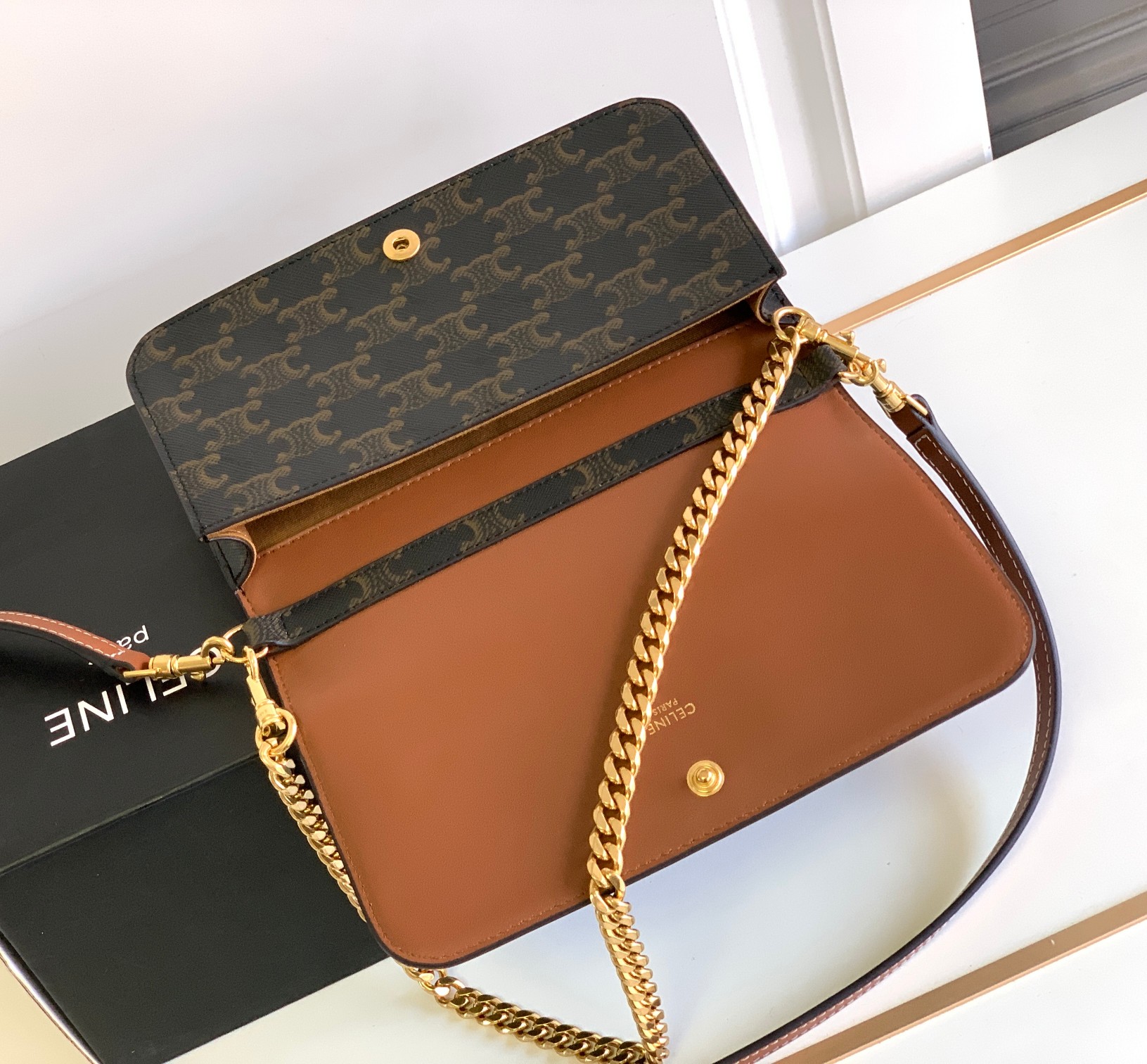 Ce**e multi pochette triomphe bag-20.5x11x4cm
