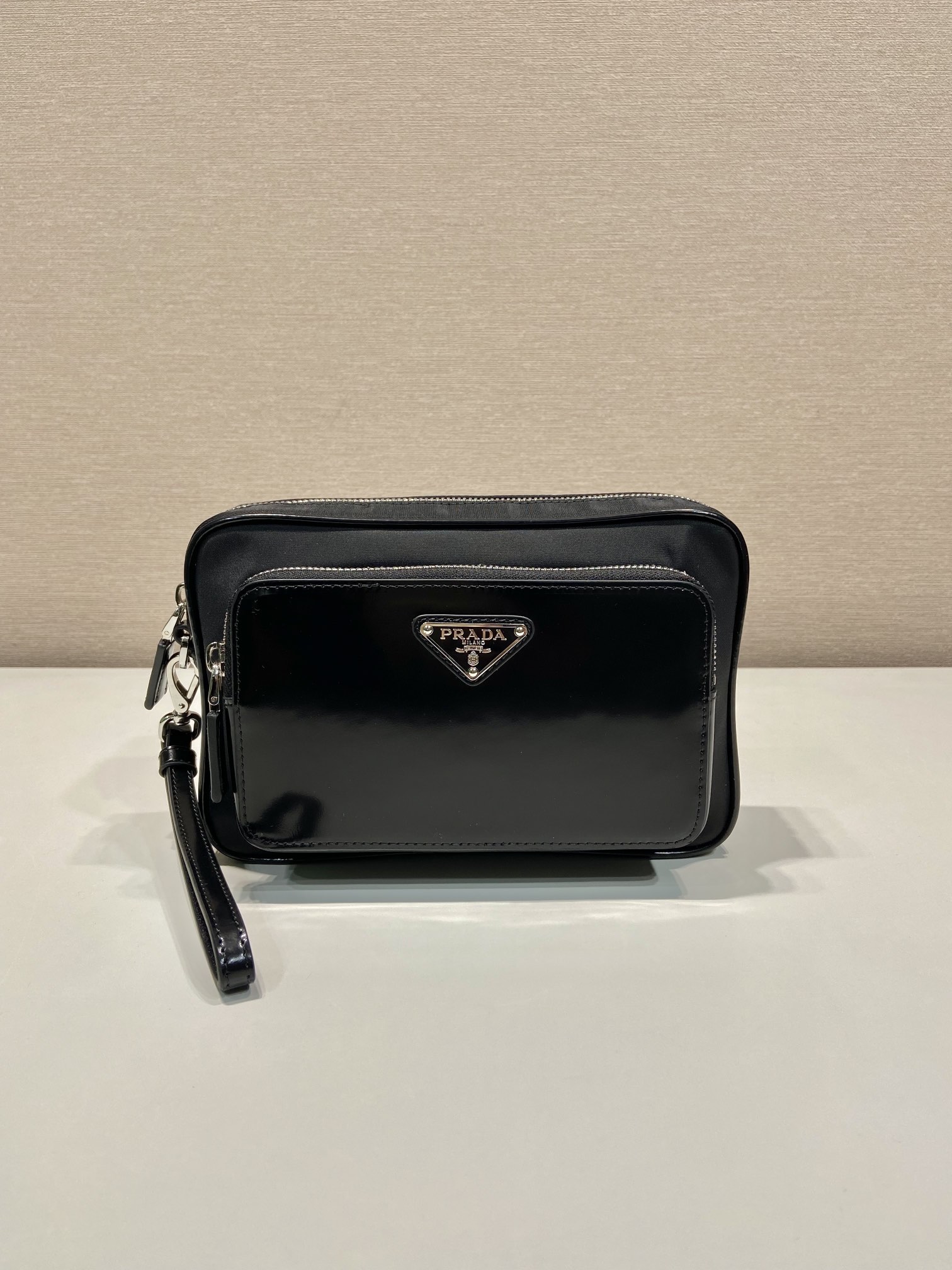 Pra*a 2vf041 pouch-21*14*4cm